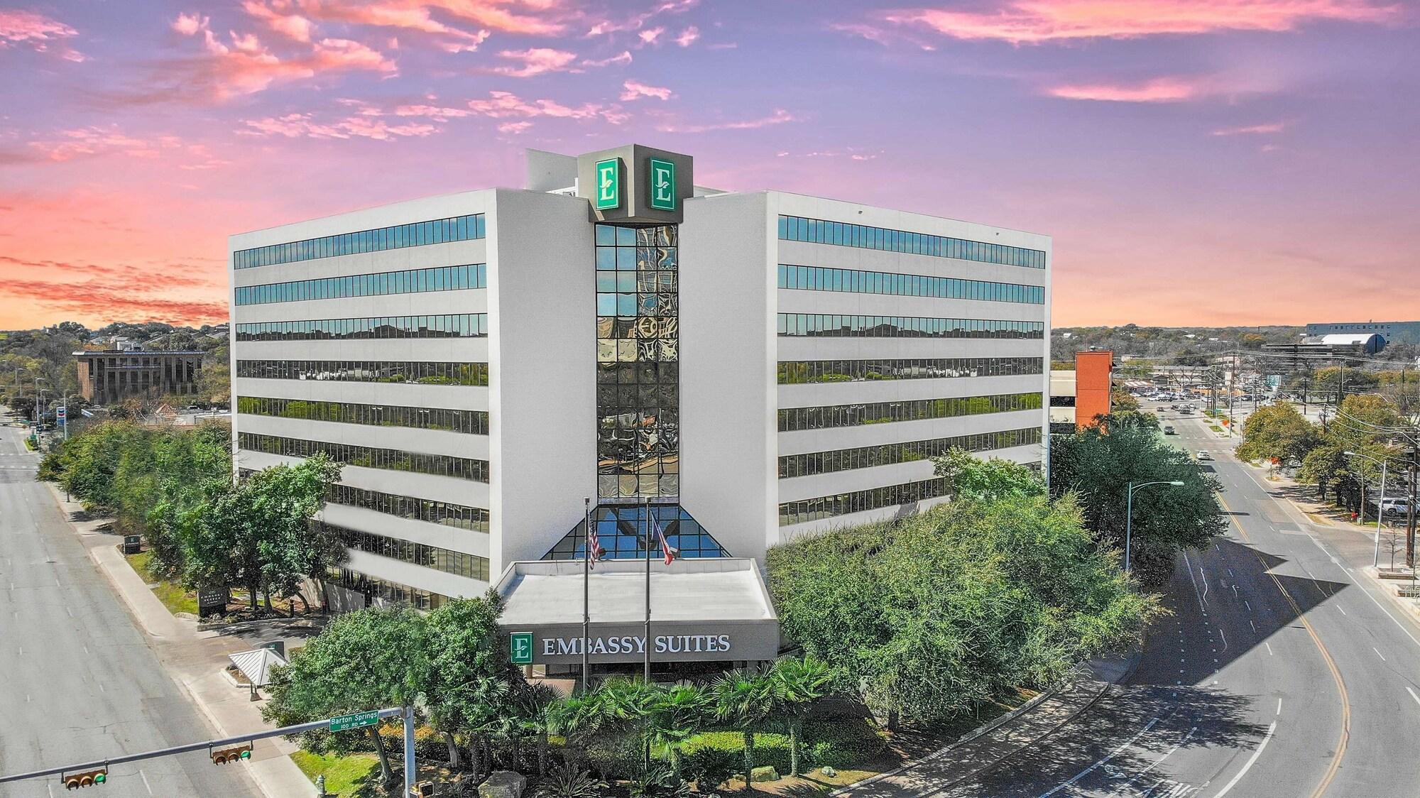 Vista Exterior Embassy Suites by Hilton Austin Downtown South Congress
