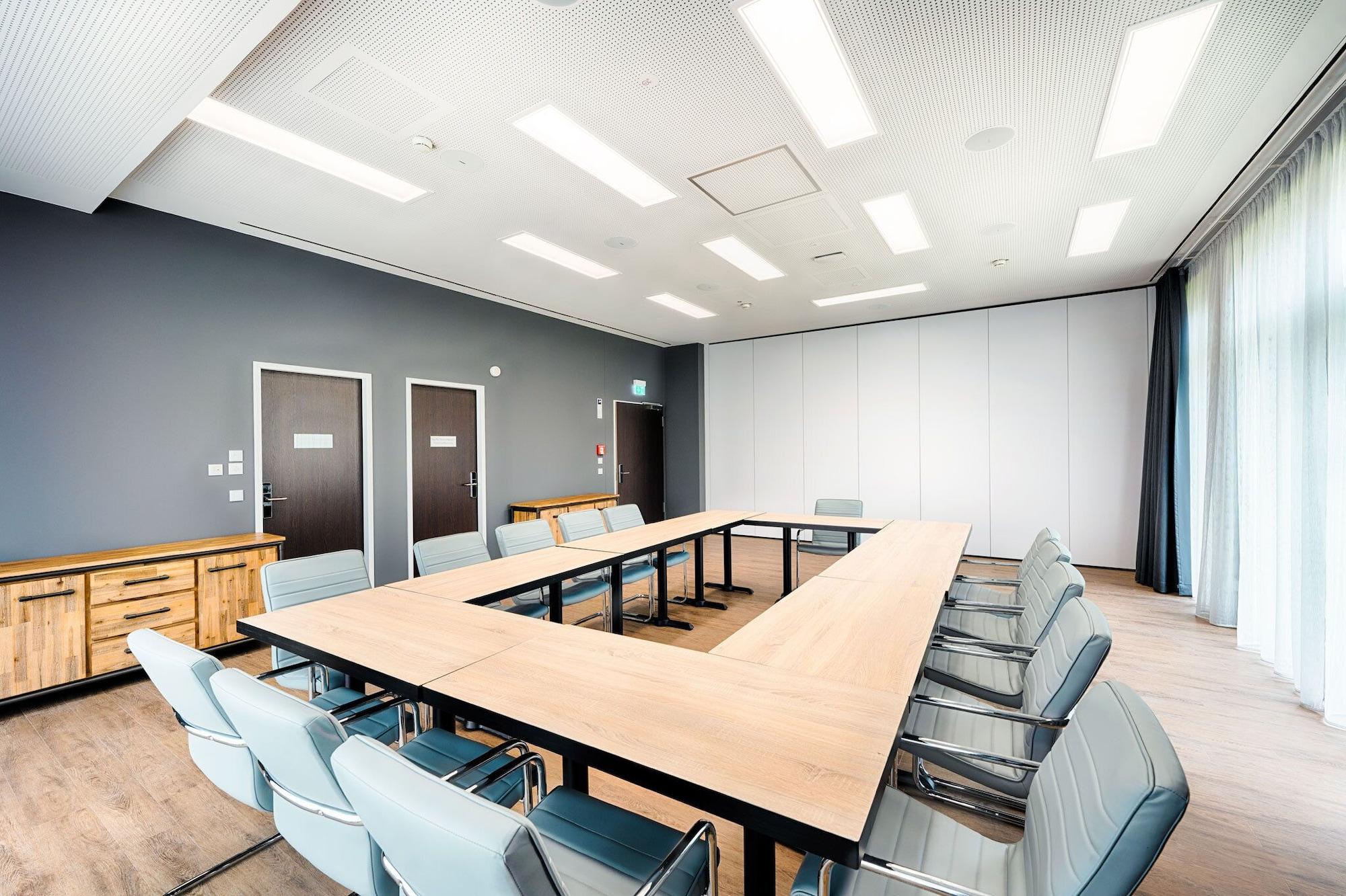 Sala de Reuniones Premier Inn Berlin Airport