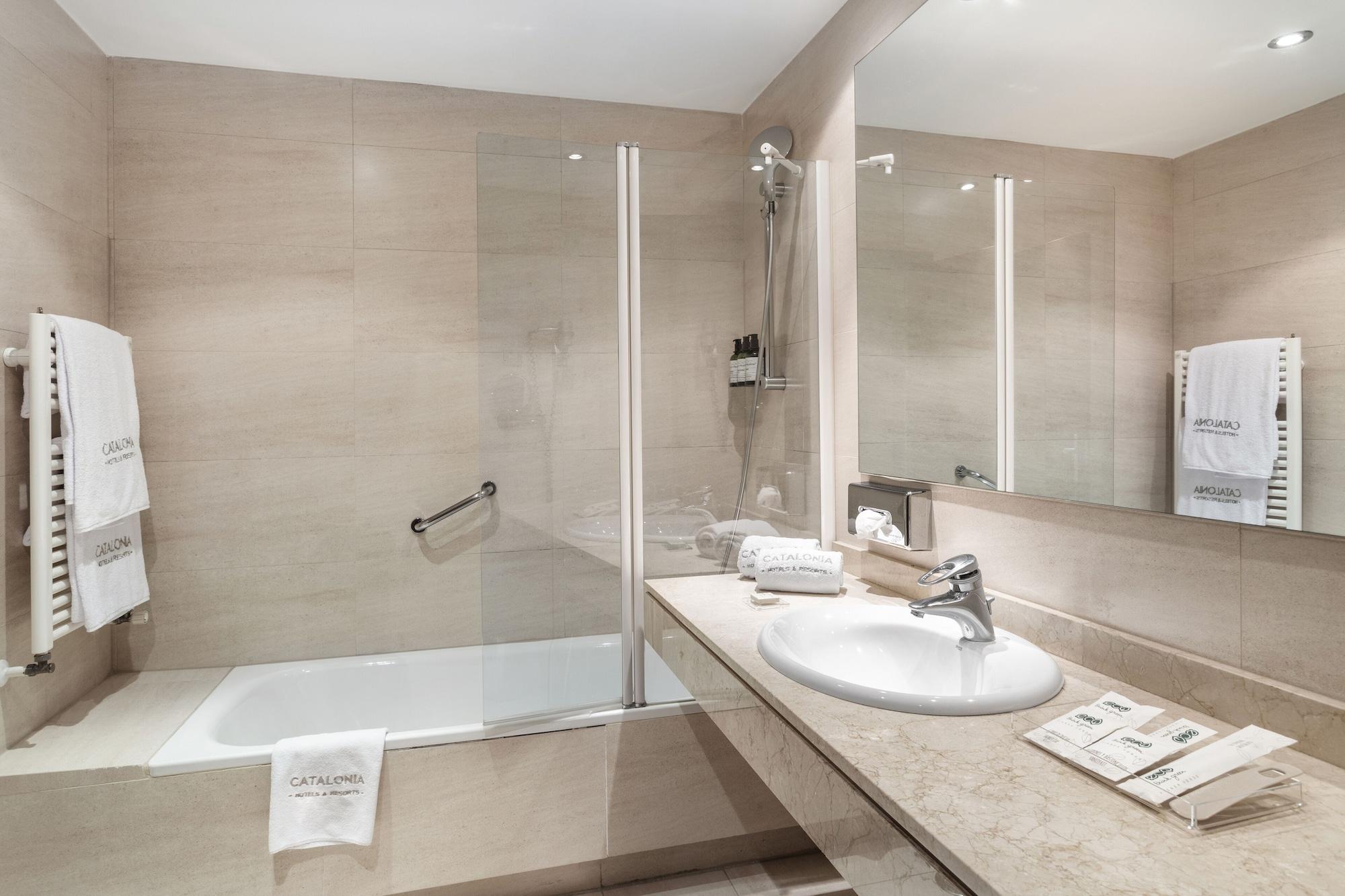 Equipamiento de Habitación Catalonia El Retiro