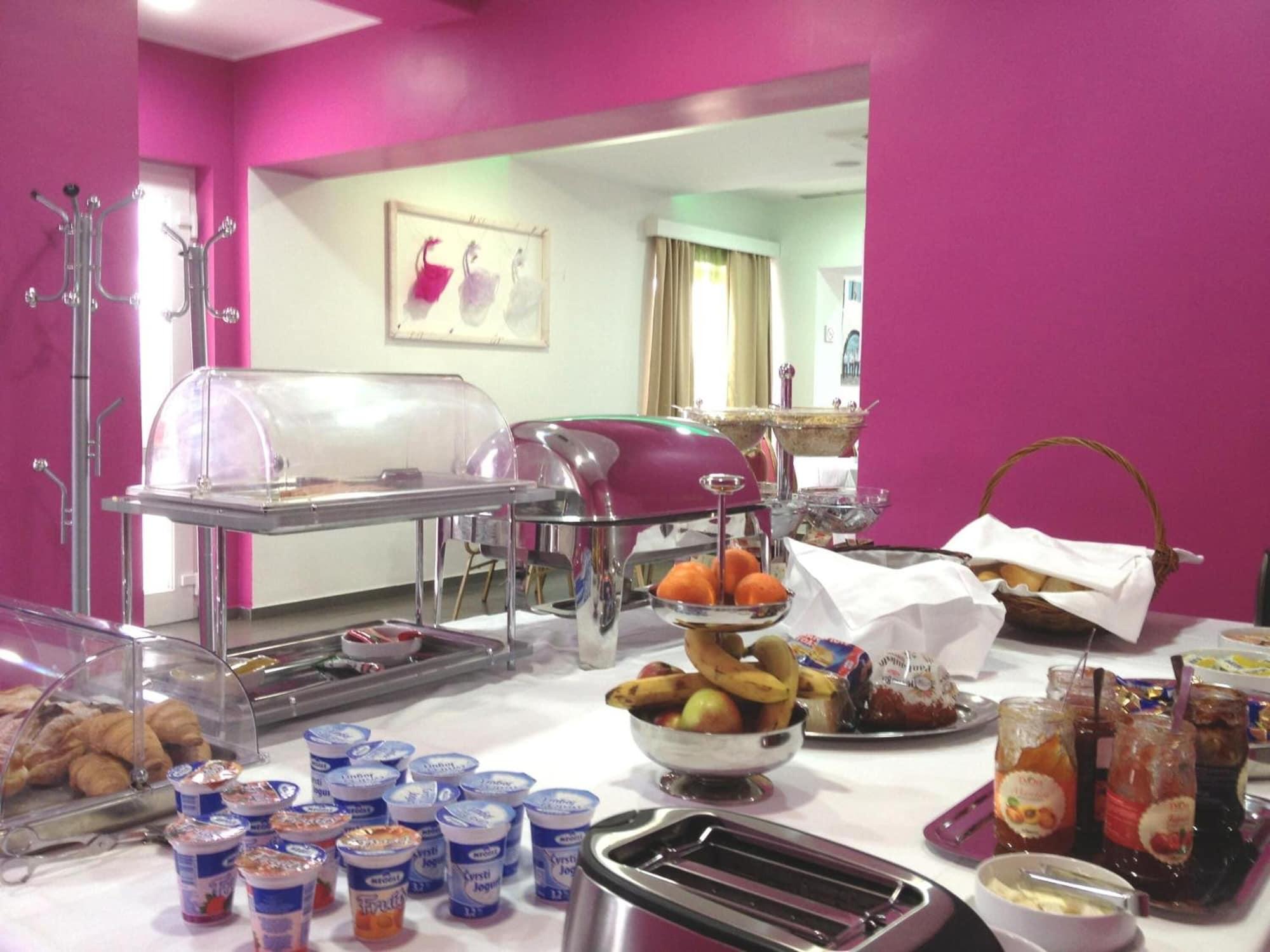 Restaurant Hotel Ballet School