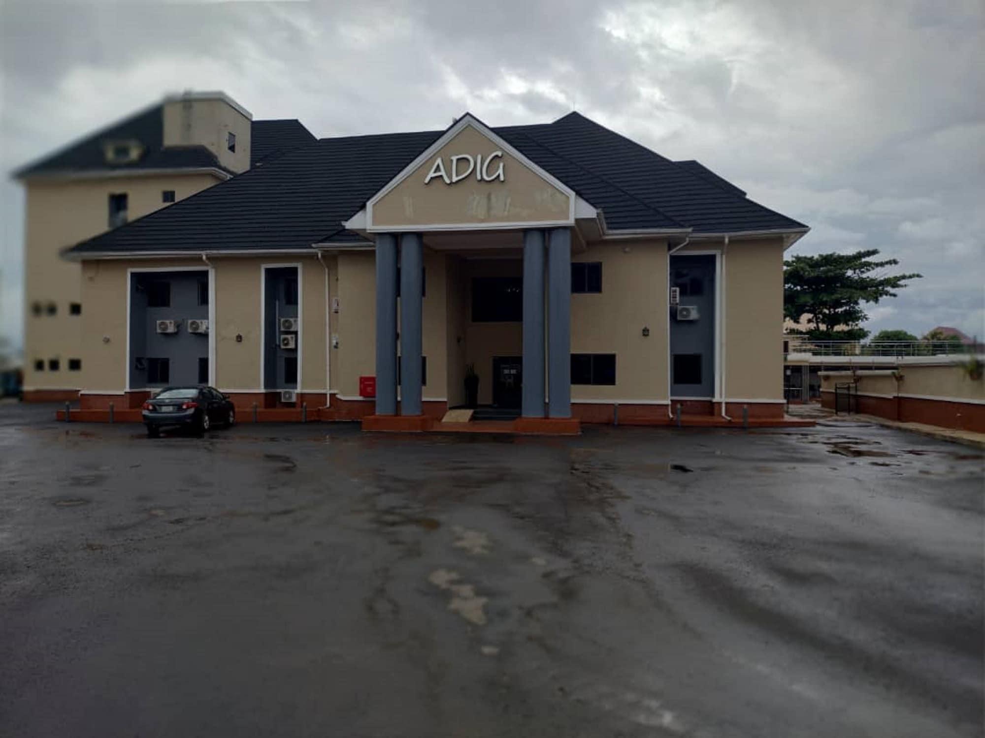 Vista Exterior Adig Suites Abakaliki