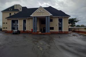 Alojamiento - Adig Suites Abakaliki