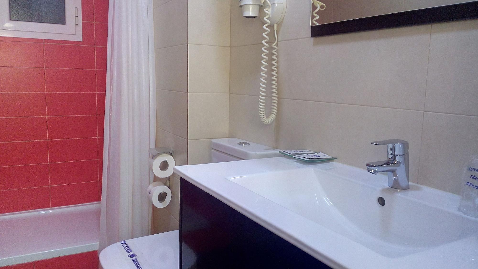 Equipamiento de Habitación Hotel Avenida