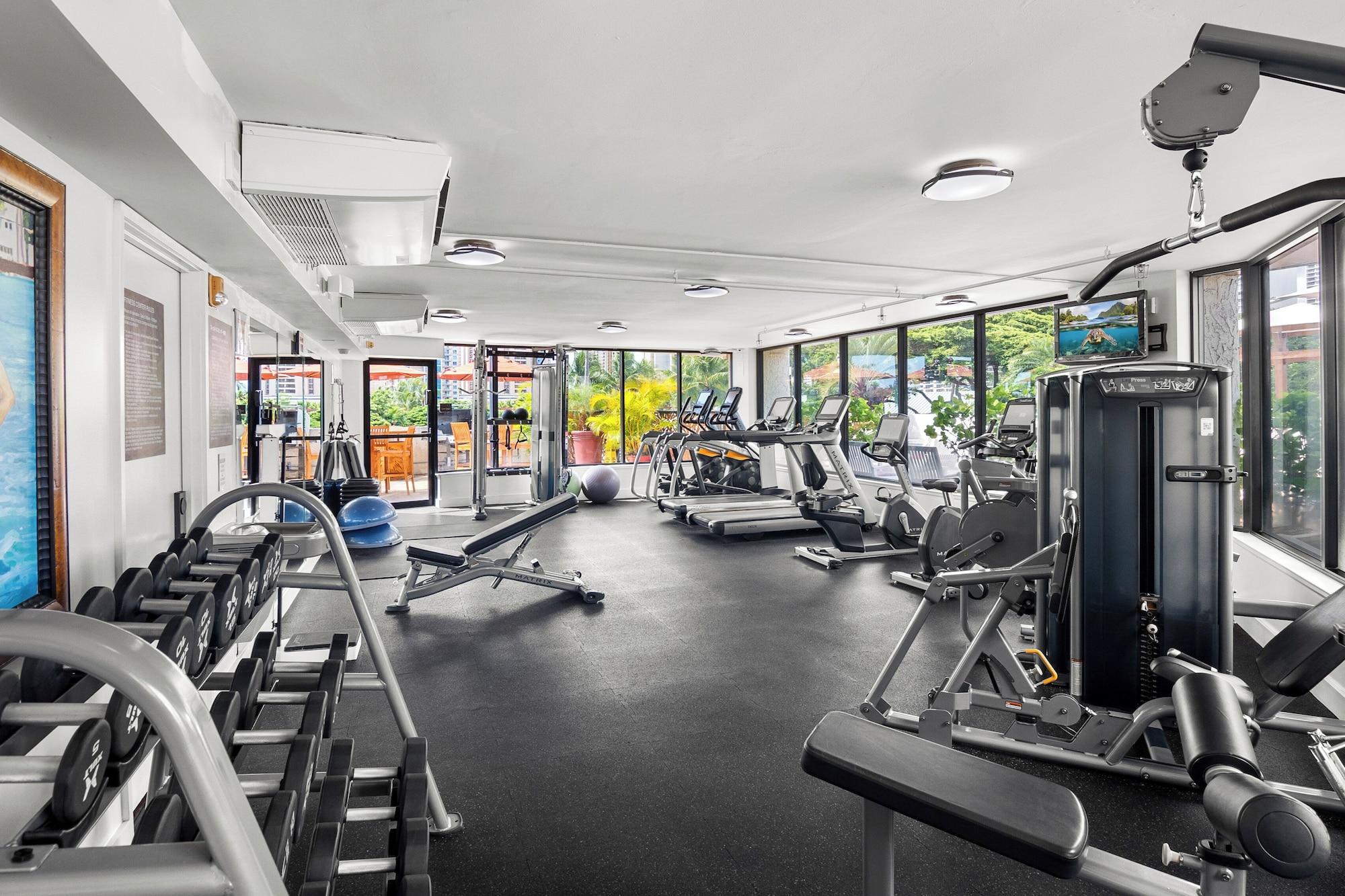 Gimnasio Luana Waikiki by Tropical Escapes Realty