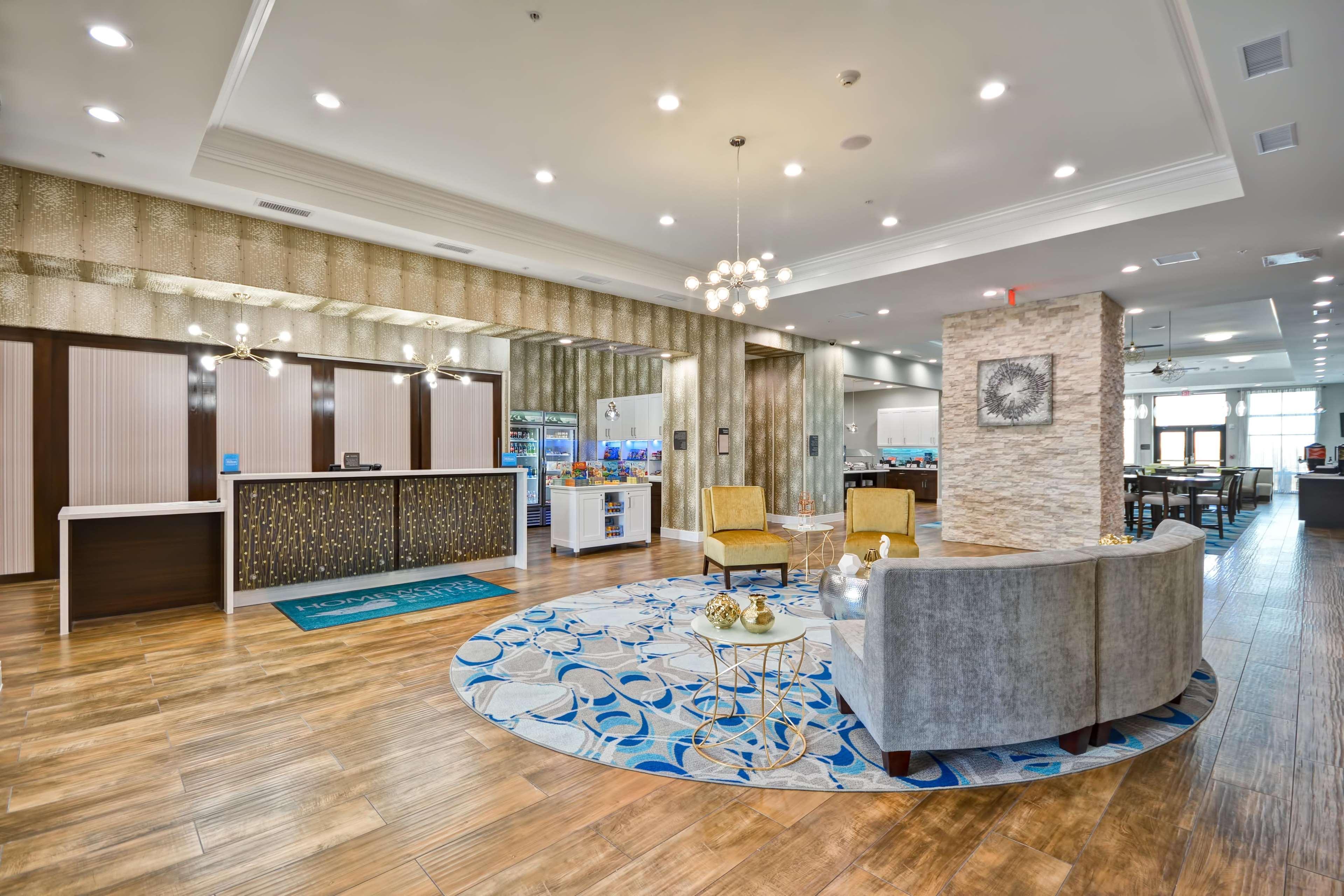 Vista Lobby Homewood Suites by Hilton Galveston
