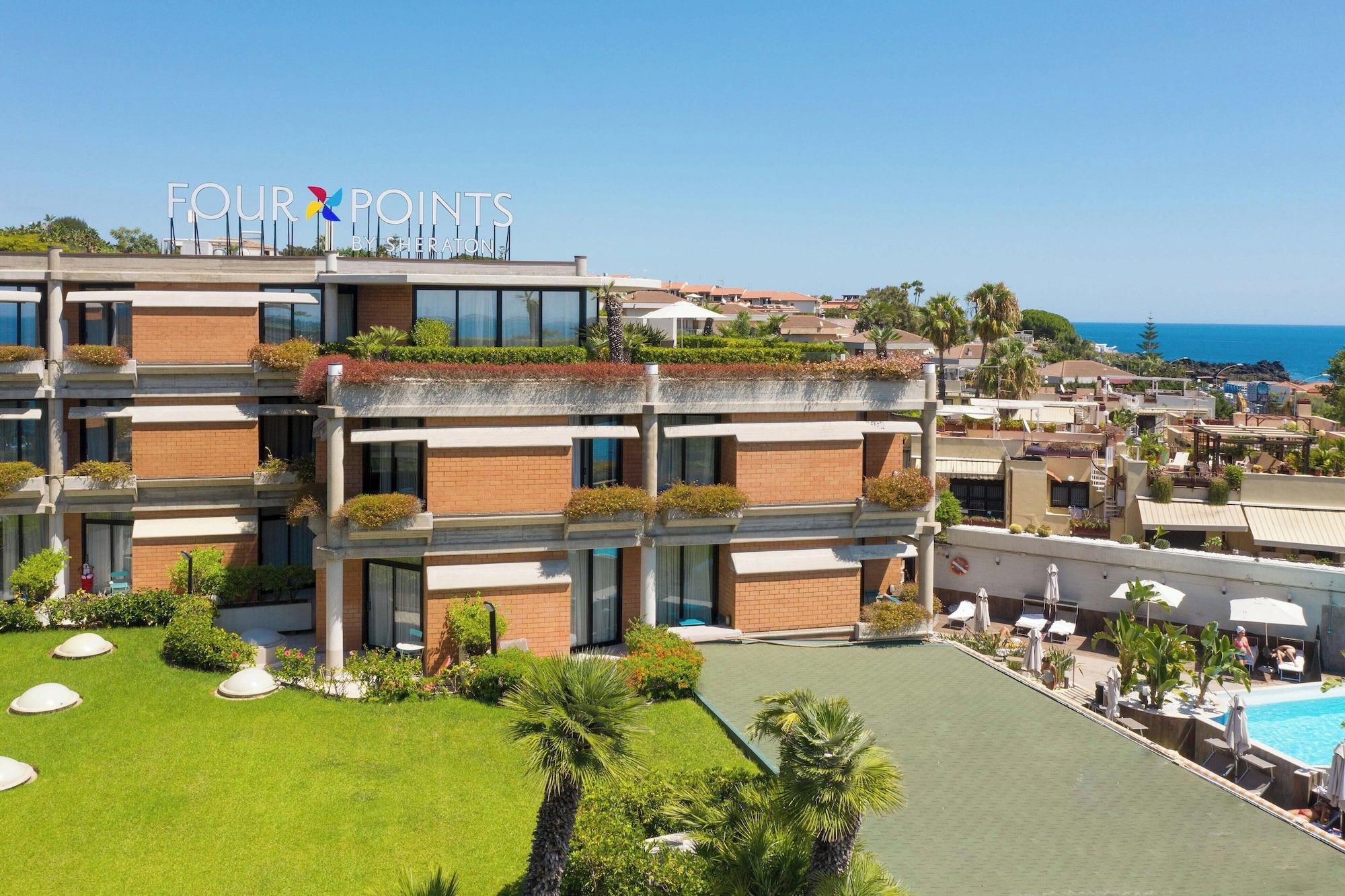 Vista Exterior Four Points by Sheraton Catania Hotel & Conference Center