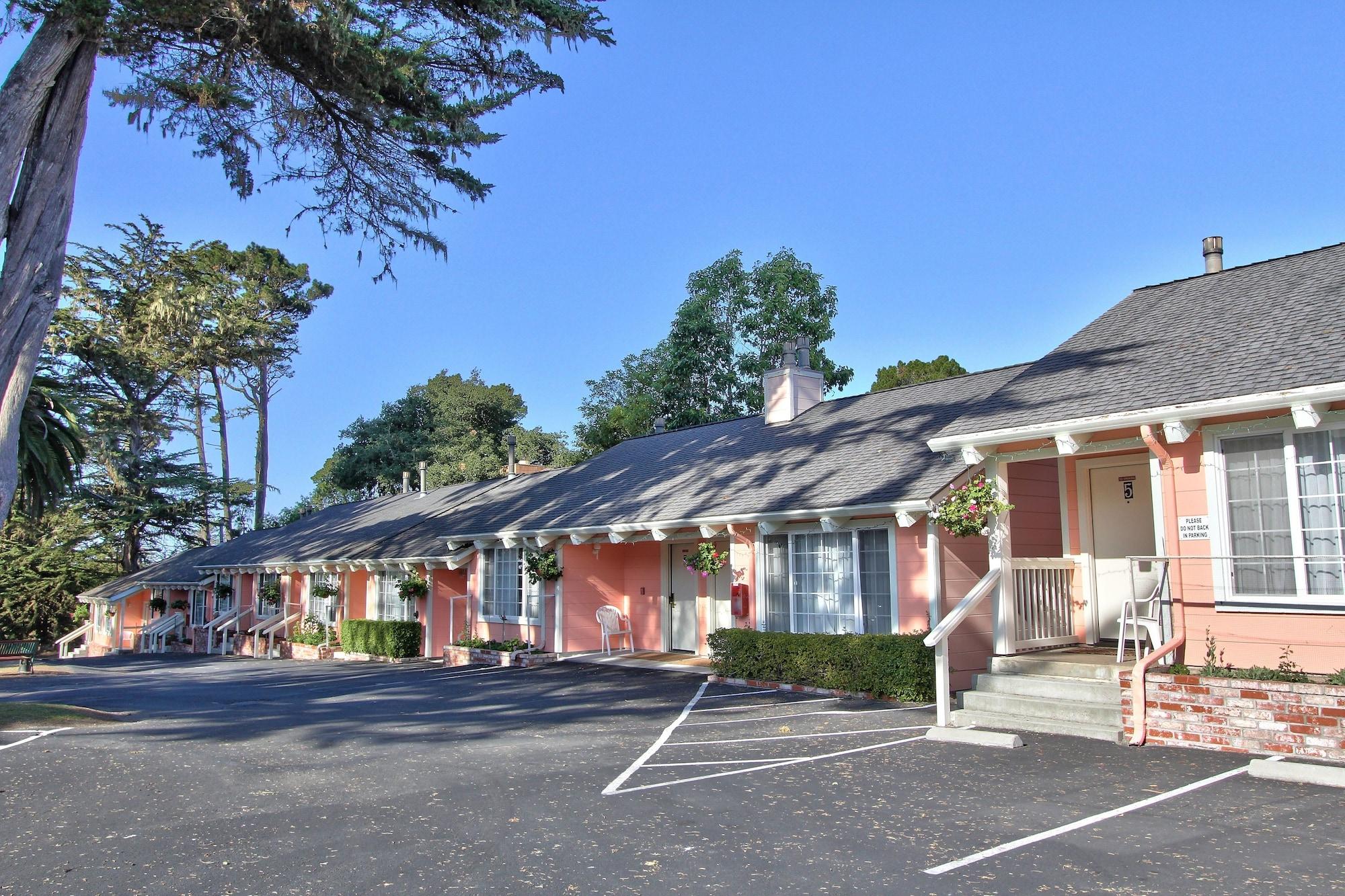 Vista Exterior Butterfly Grove Inn