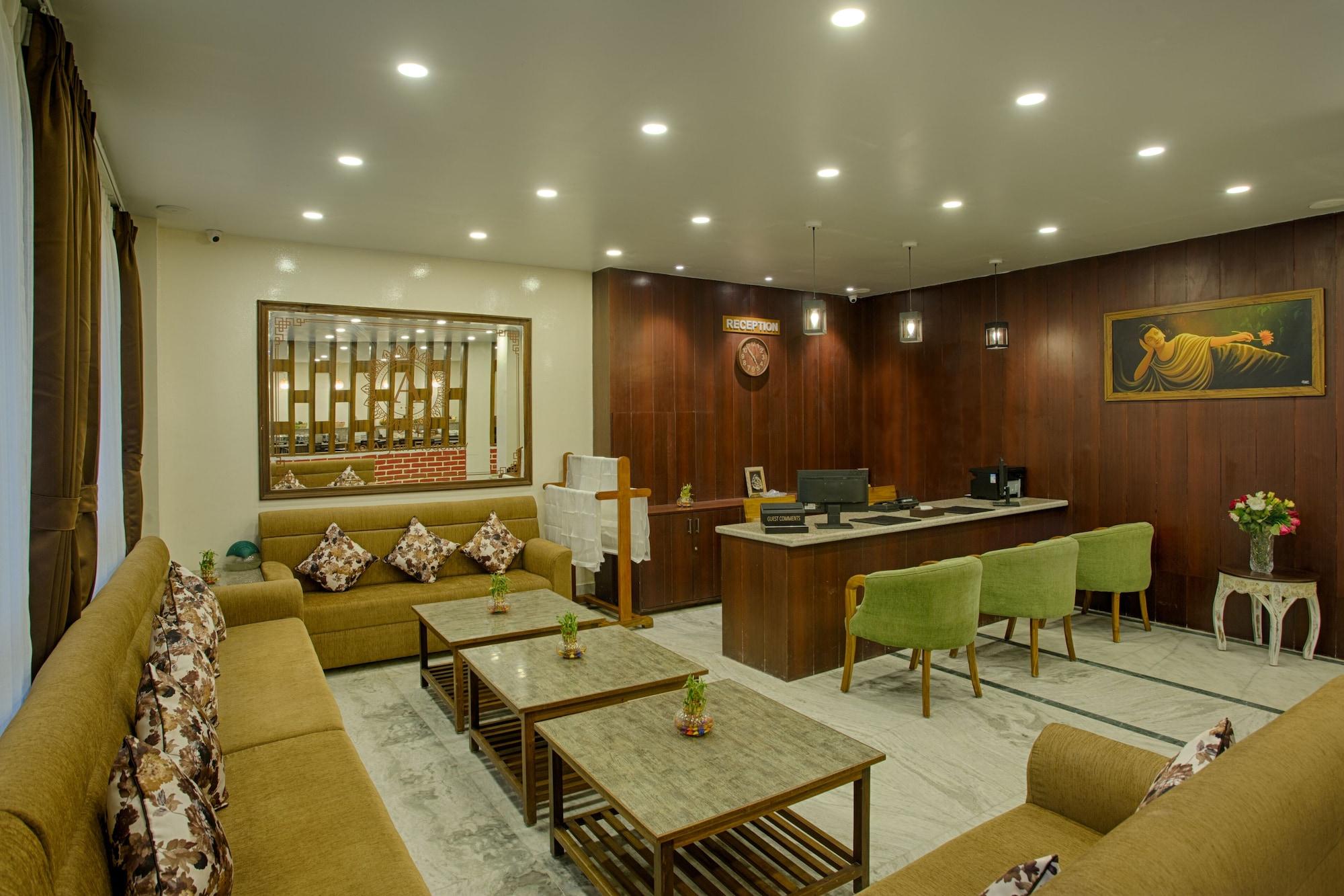 Vista Lobby The Aryan Regency