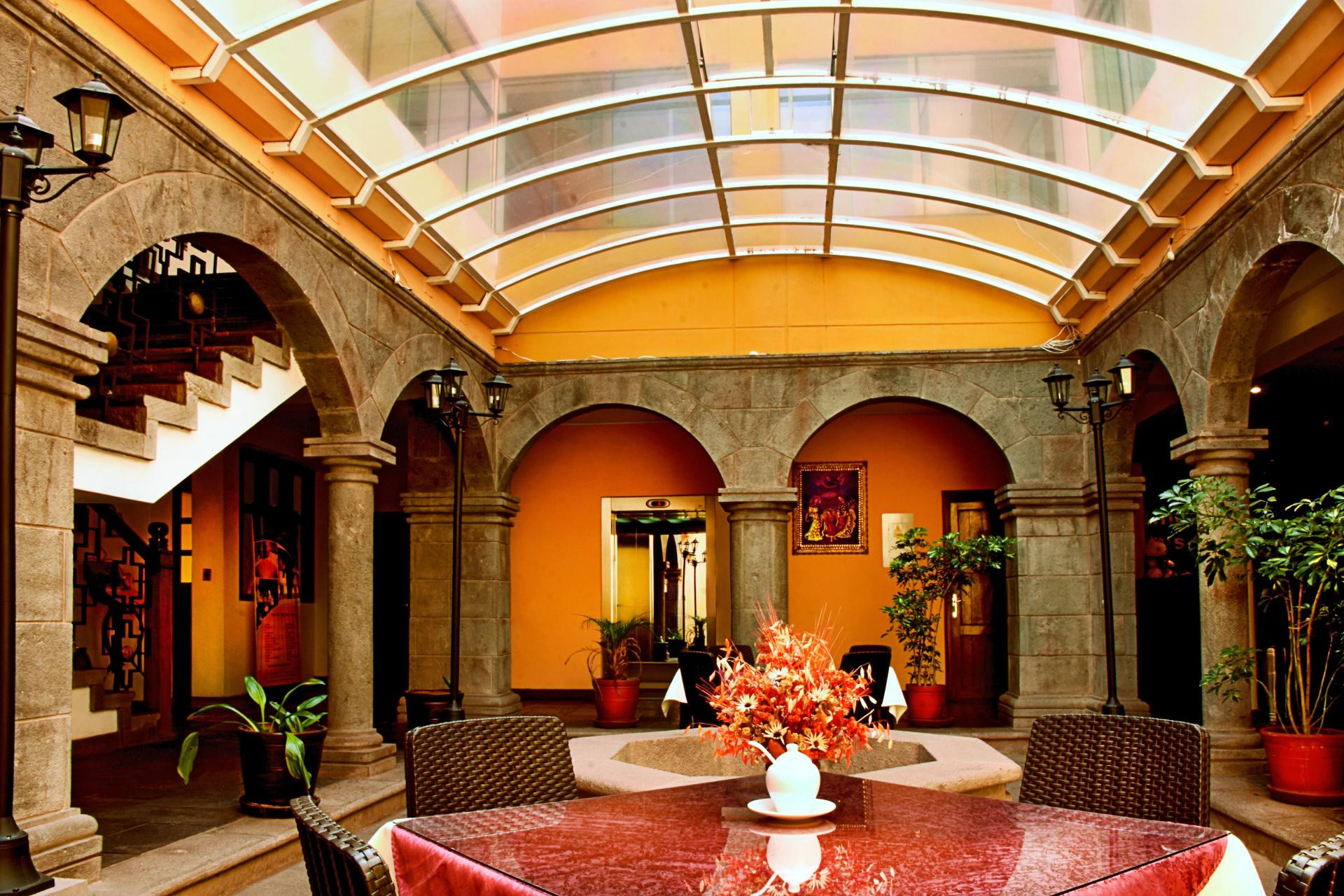 Vista Exterior Imperial Cusco Hotel