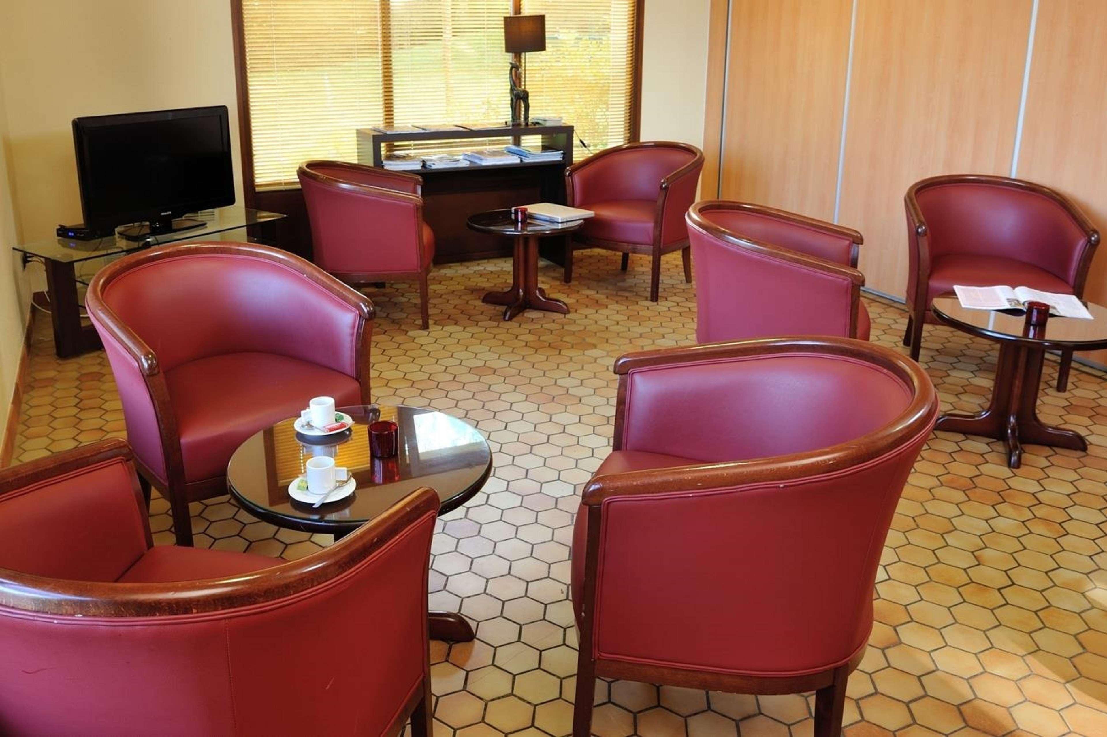 Vista Lobby Campanile Thiers