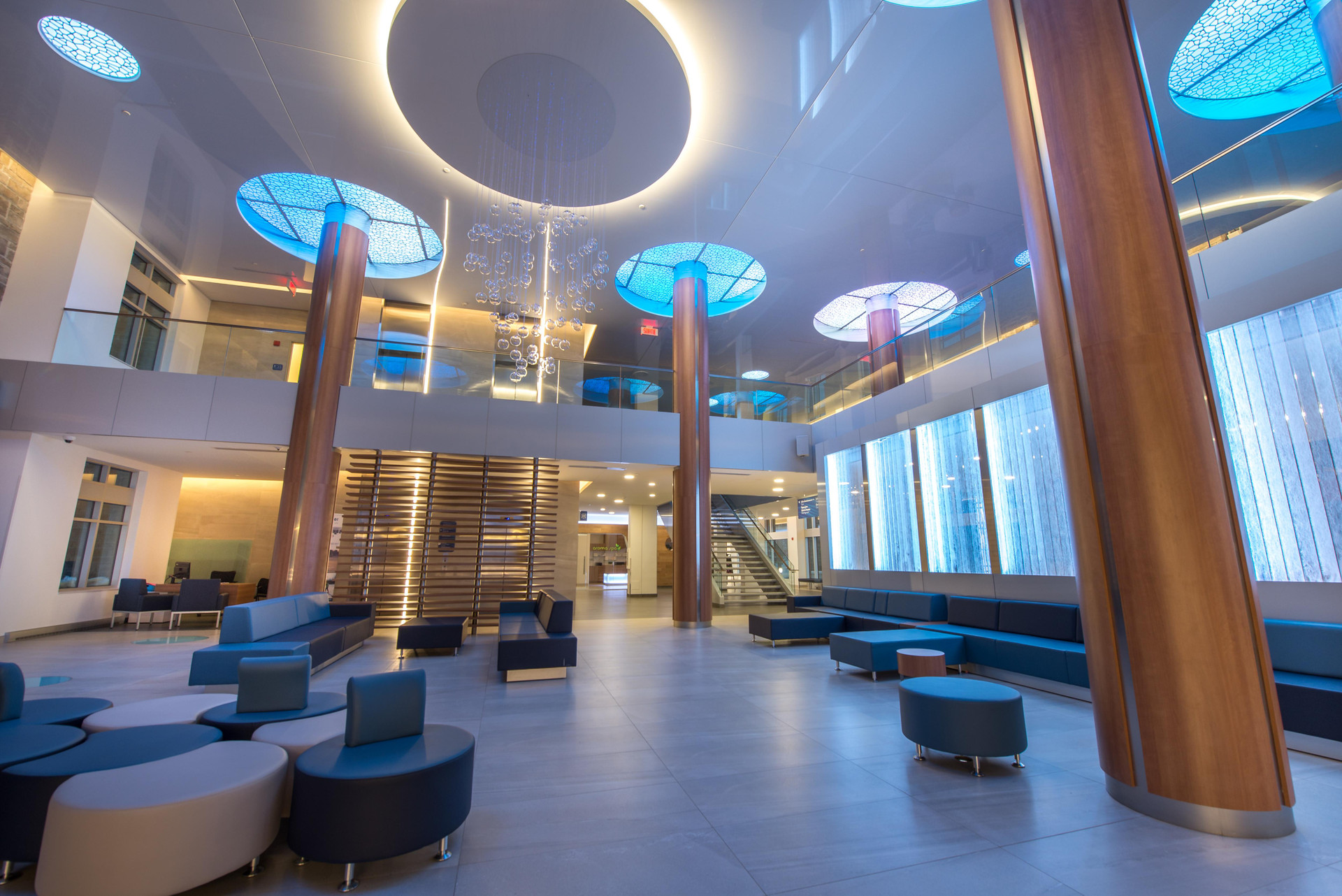 Vista Lobby Valcartier Hotel