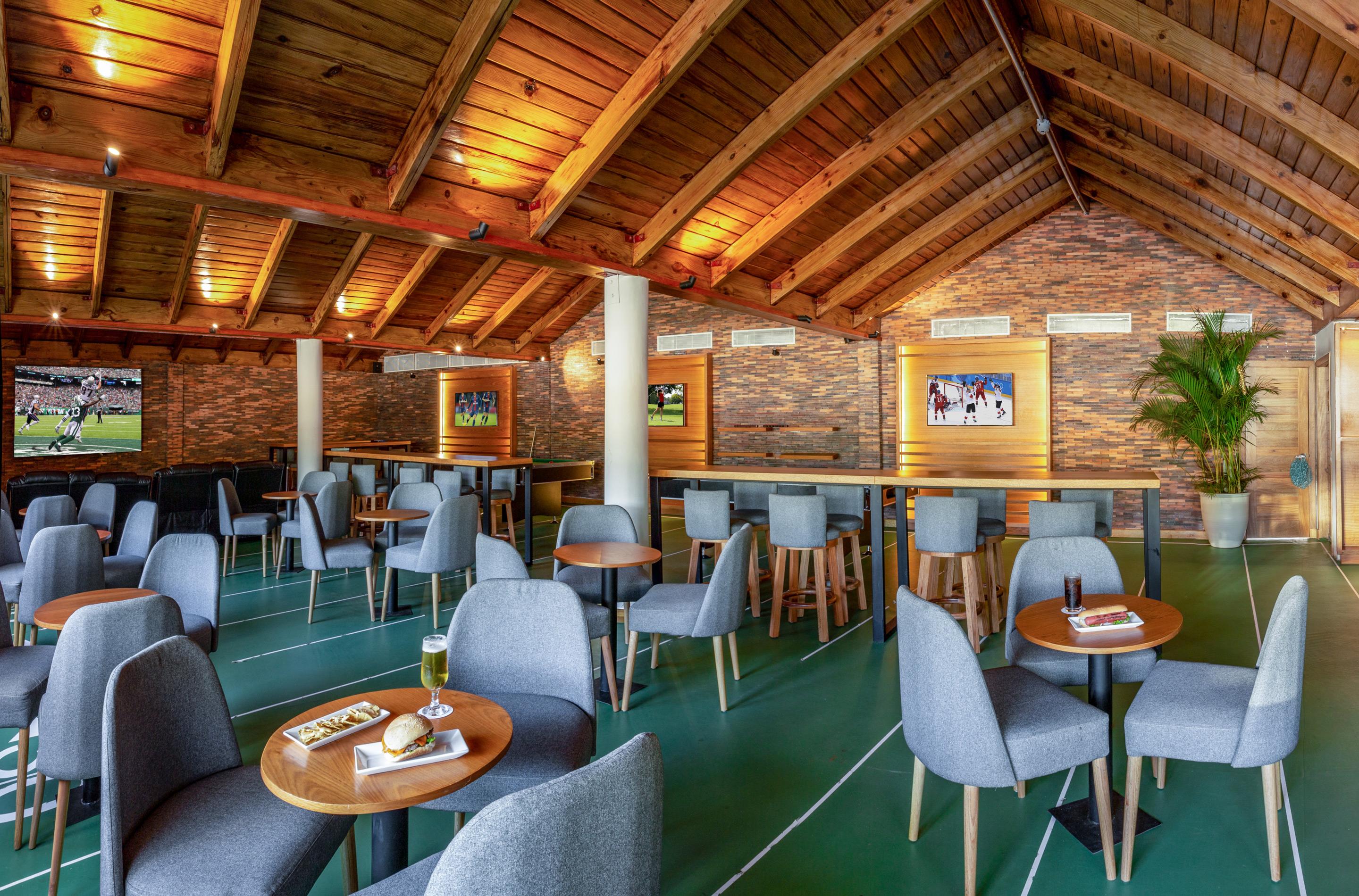 Bar/Salón Grand Sirenis Punta Cana Resort All Inclusive