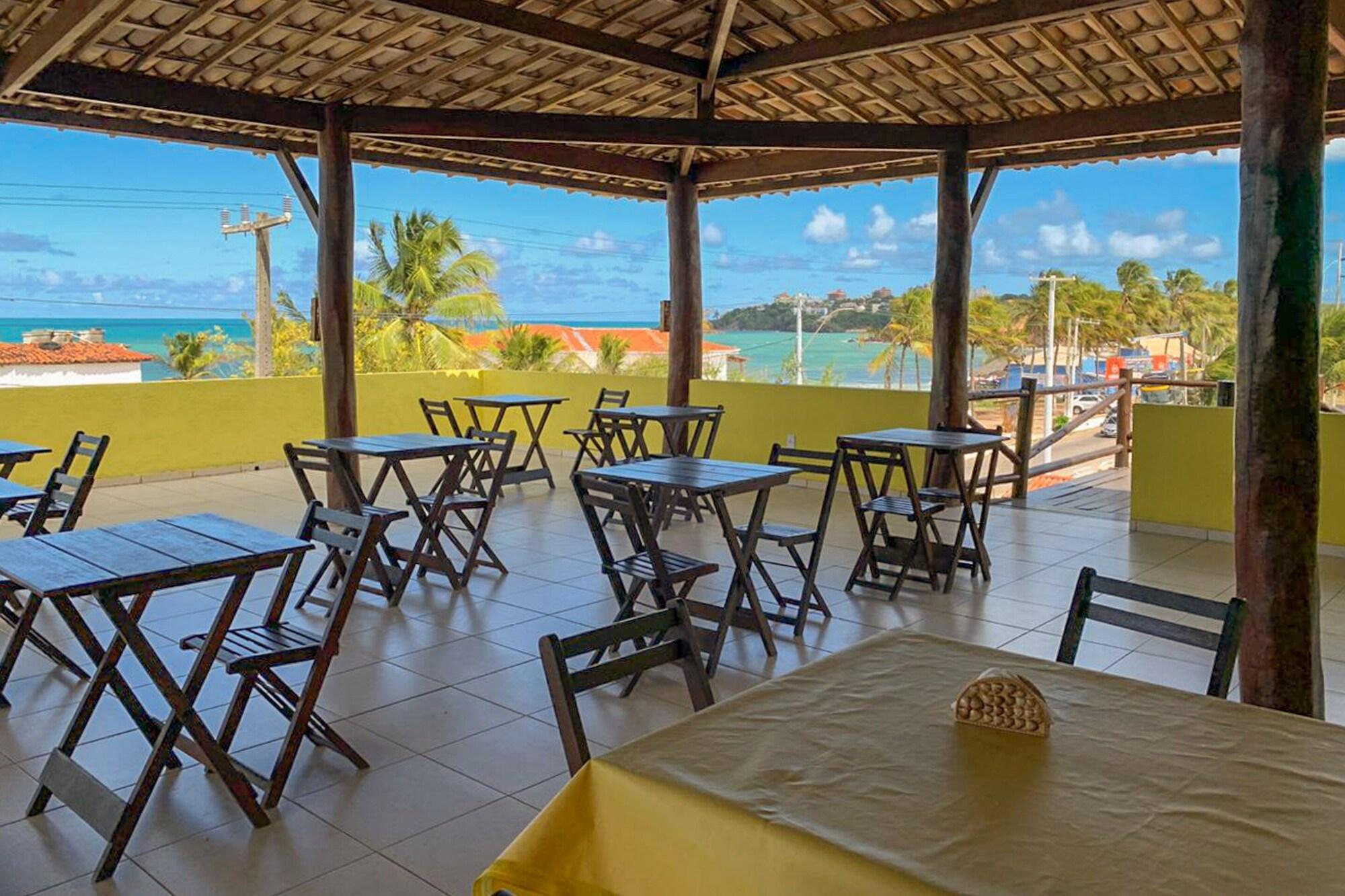 Restaurant OYO Pousada A Praia