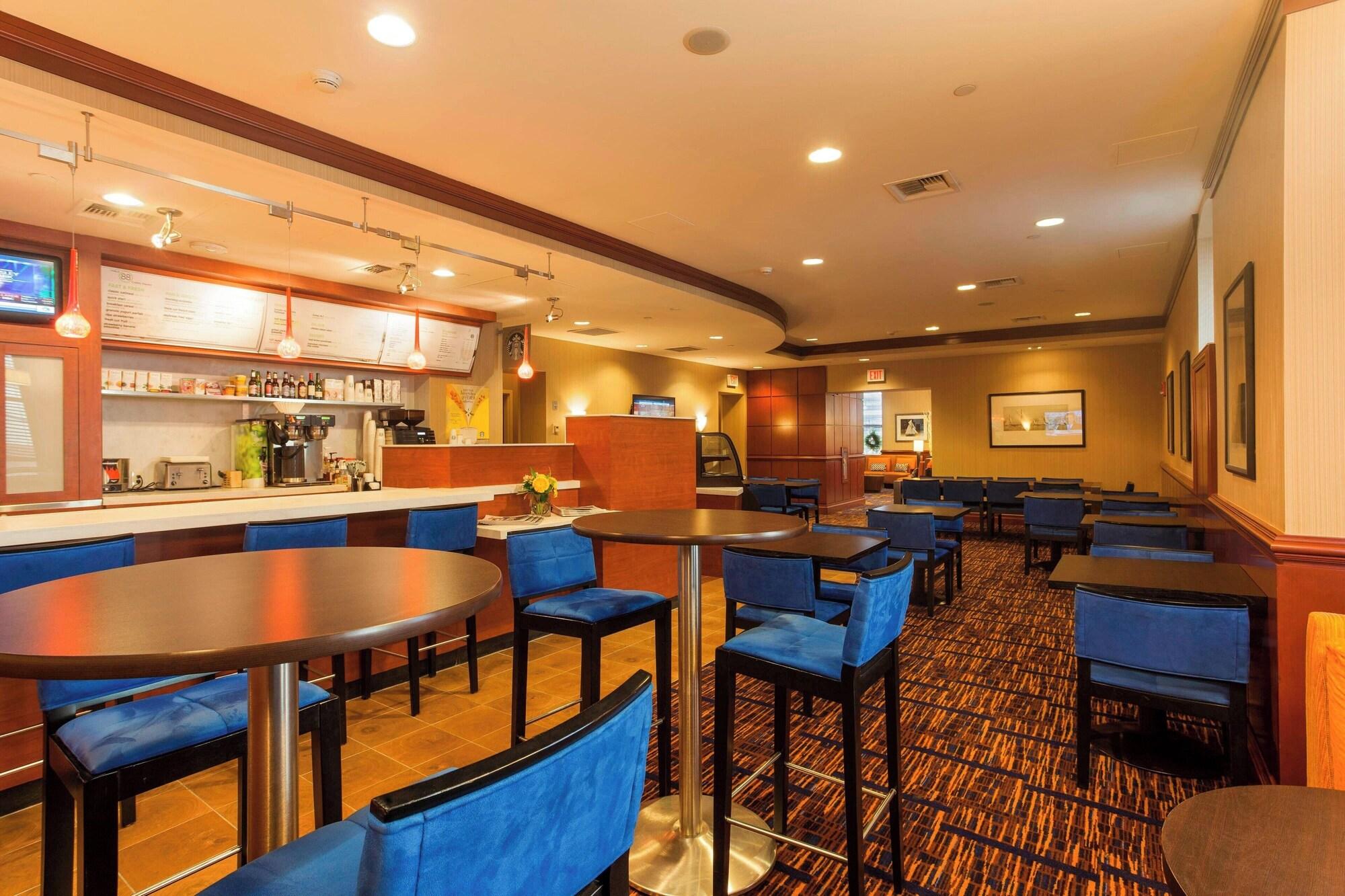 Restaurant Courtyard by Marriott Boston Copley Square