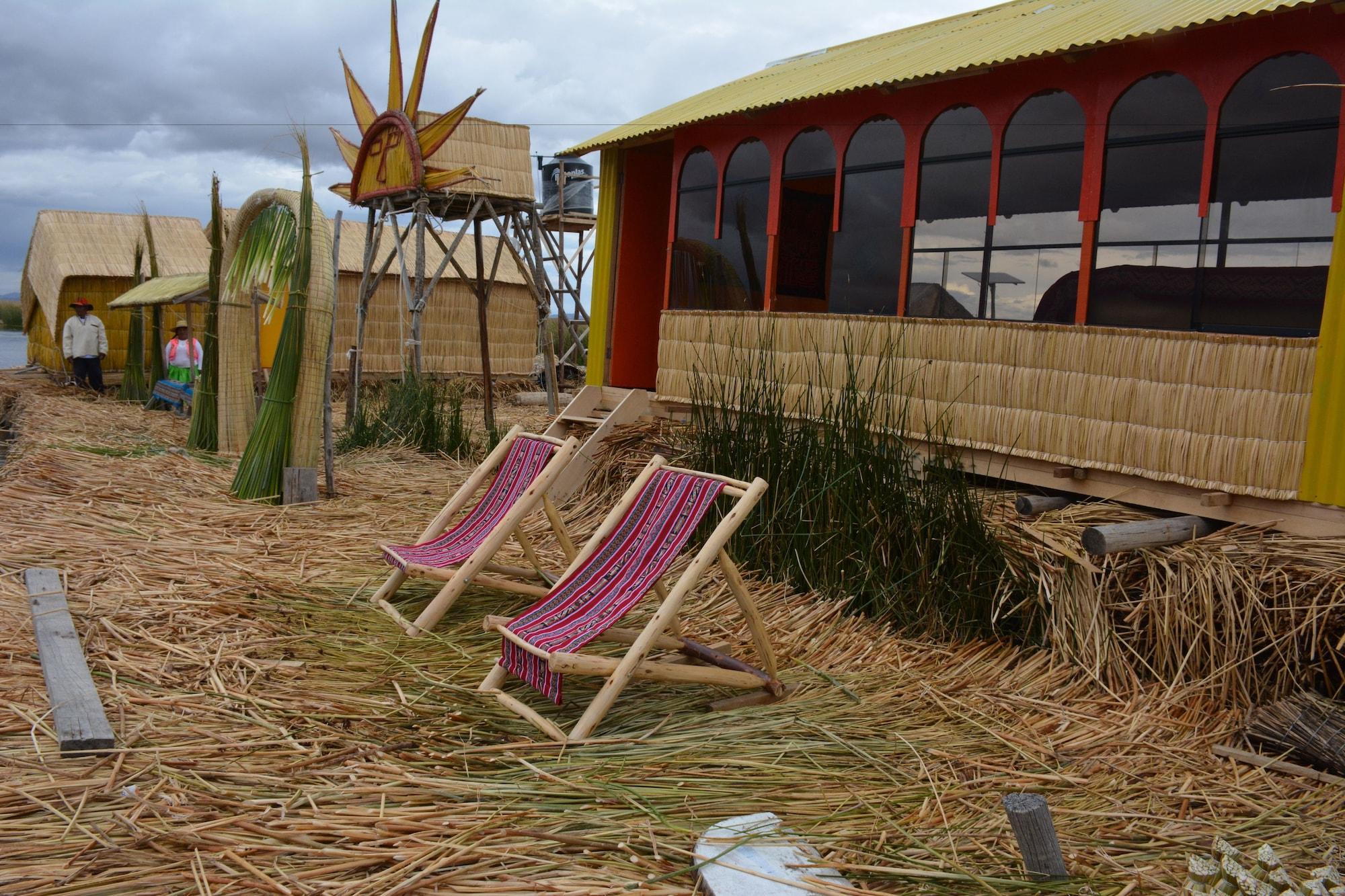 Vista Exterior Uros Aruntawi Lodge