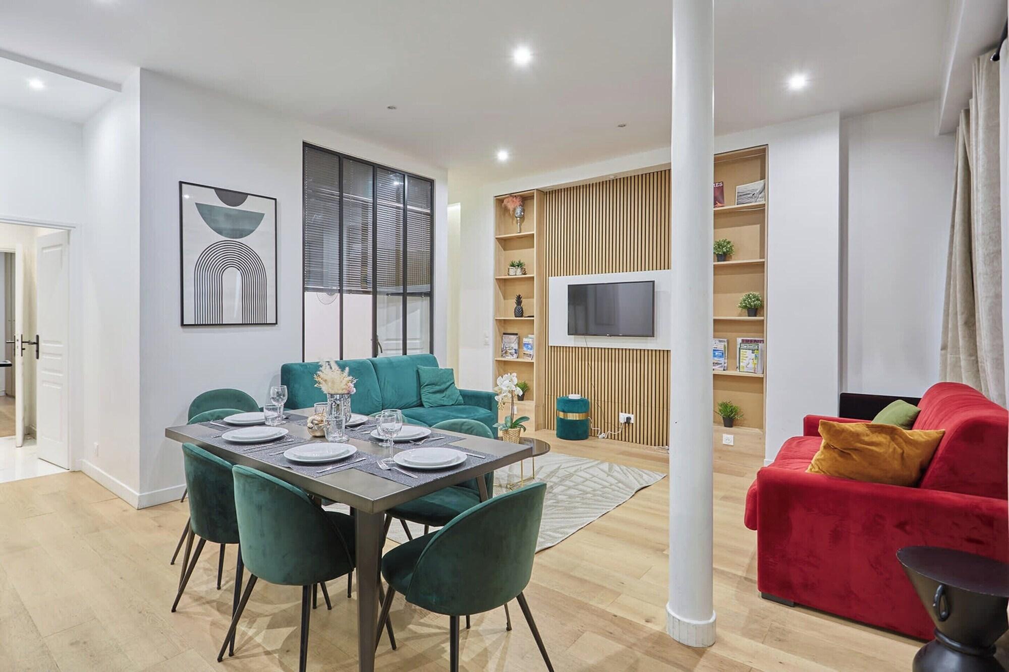 Varios Apartment Center of Paris Sacre Coeur