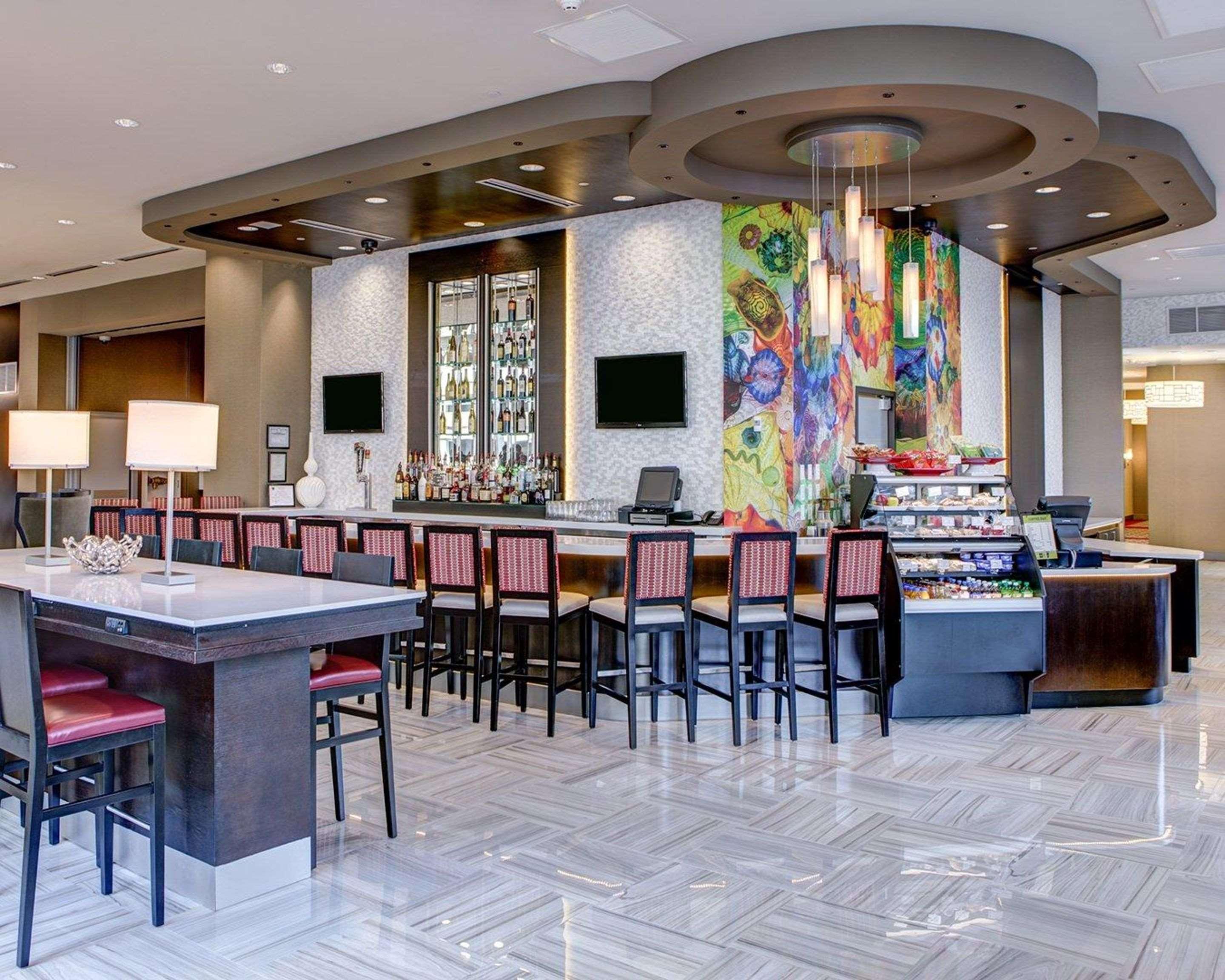 Restaurant Cambria Hotel & Suites - White Plains Downtown