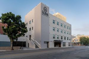 Alojamiento - Kins Hotel