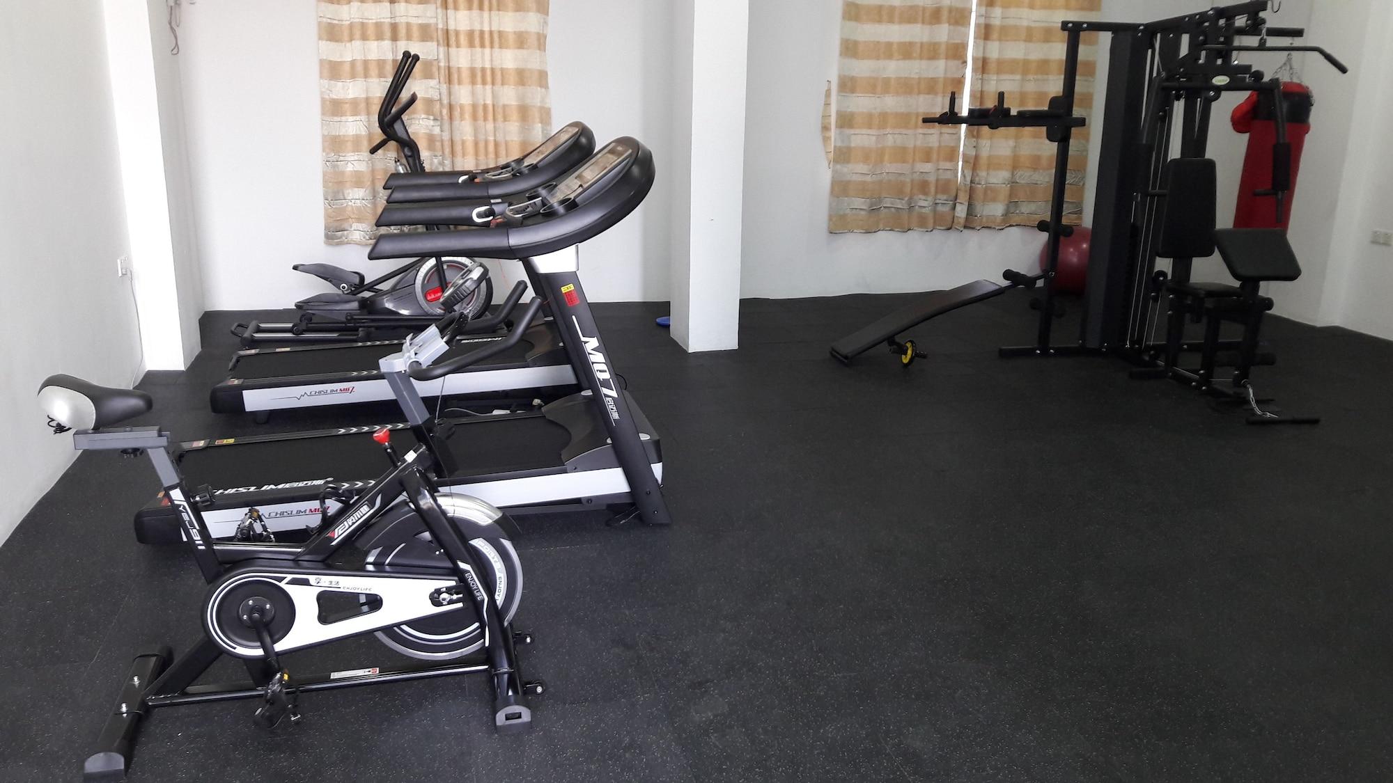 Gimnasio Shwe Phyu Hotel