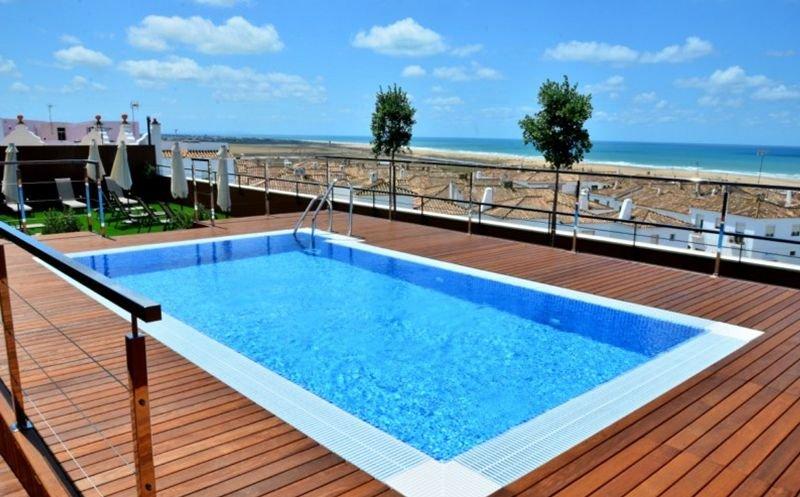 Vista Piscina Conilsol Hotel y Aptos