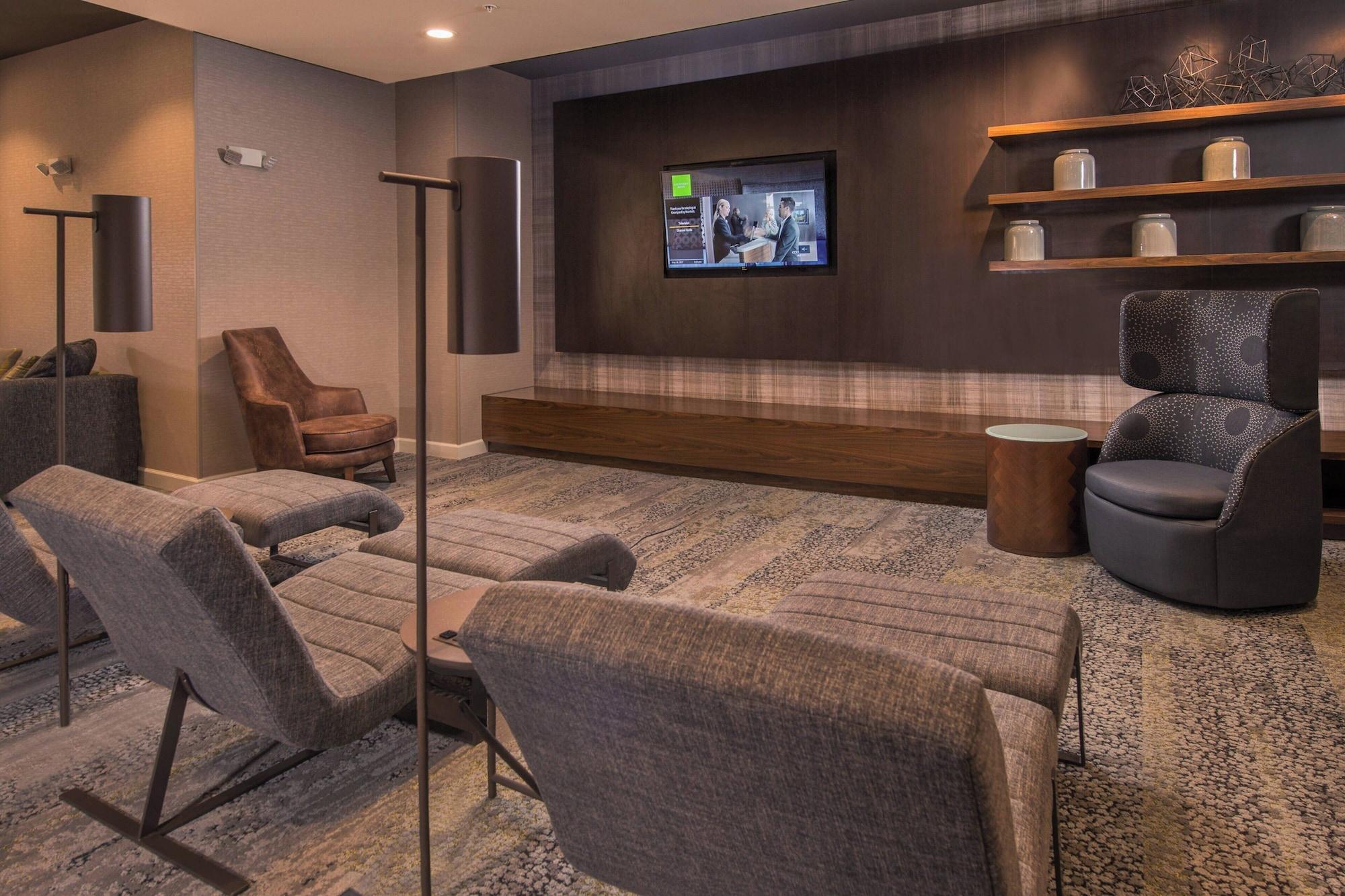 Vista Lobby Courtyard by Marriott Hershey Chocolate Avenue
