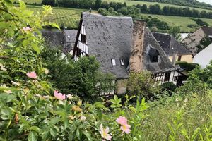 Alquiler Vacacional - Living in a listed Winzerhof, Stylish Galeriewohnunge
