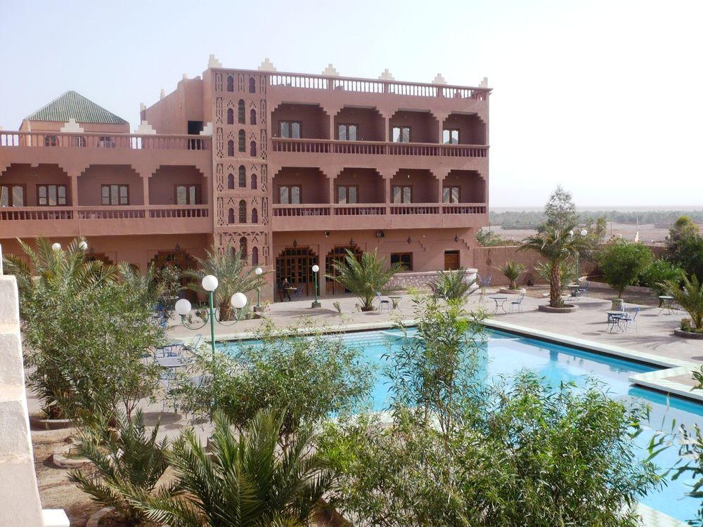 Vista Piscina La Perle Du Draa
