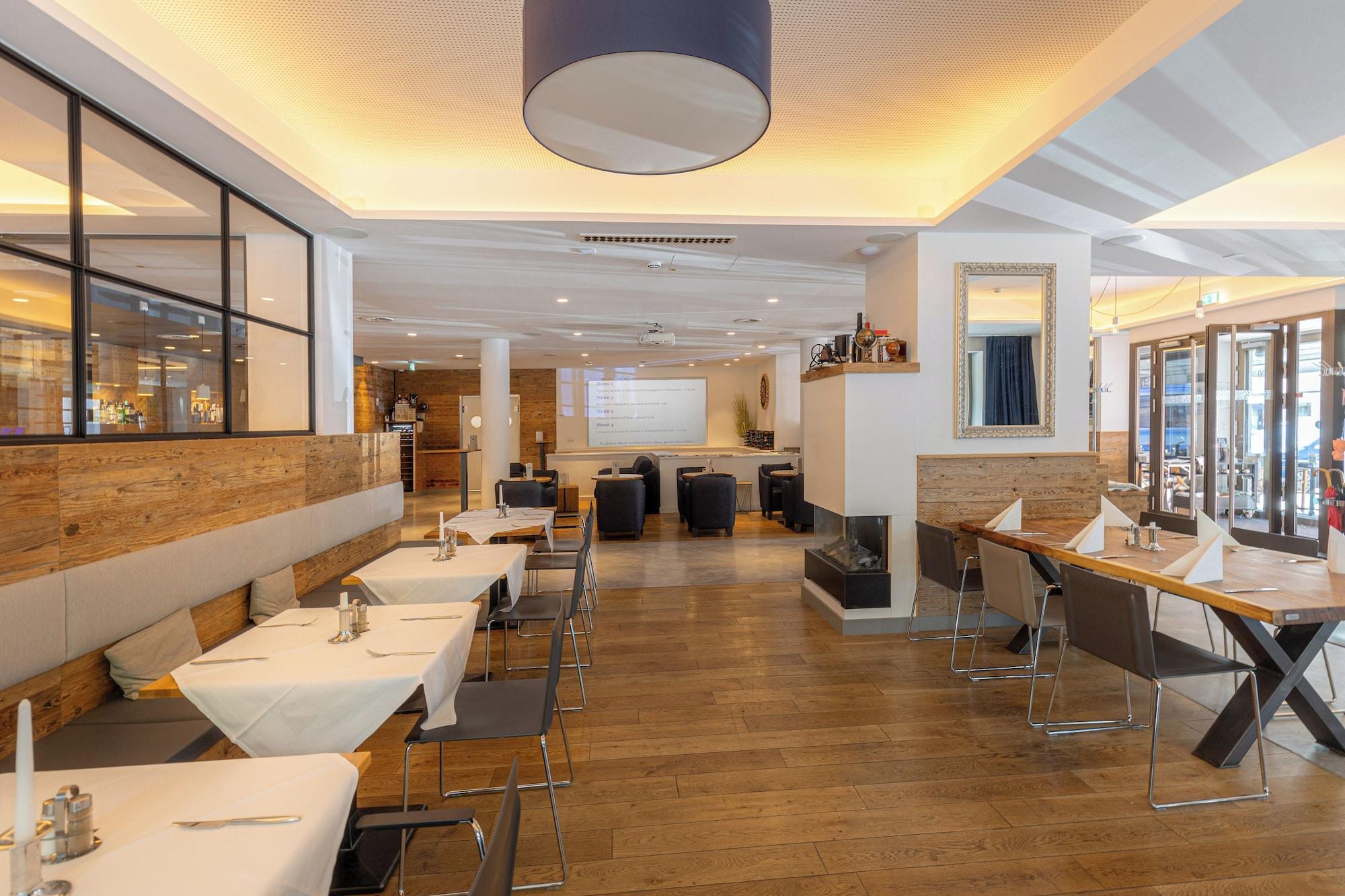 Restaurant Bayer 89 Vi Vadi Hotel