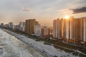 Alojamiento - The Strand - A Boutique Resort