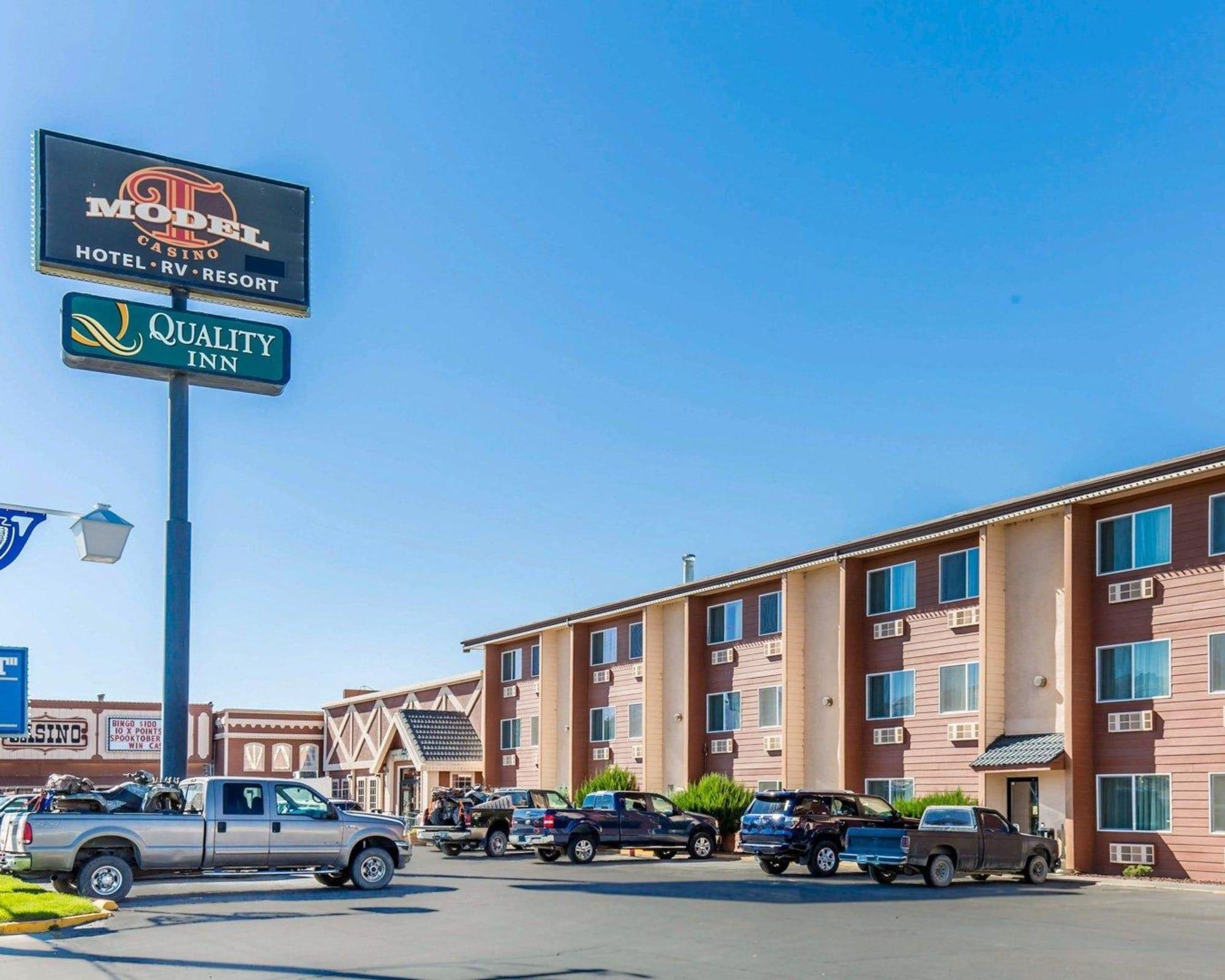 Varios Quality Inn Winnemucca - Model T Casino