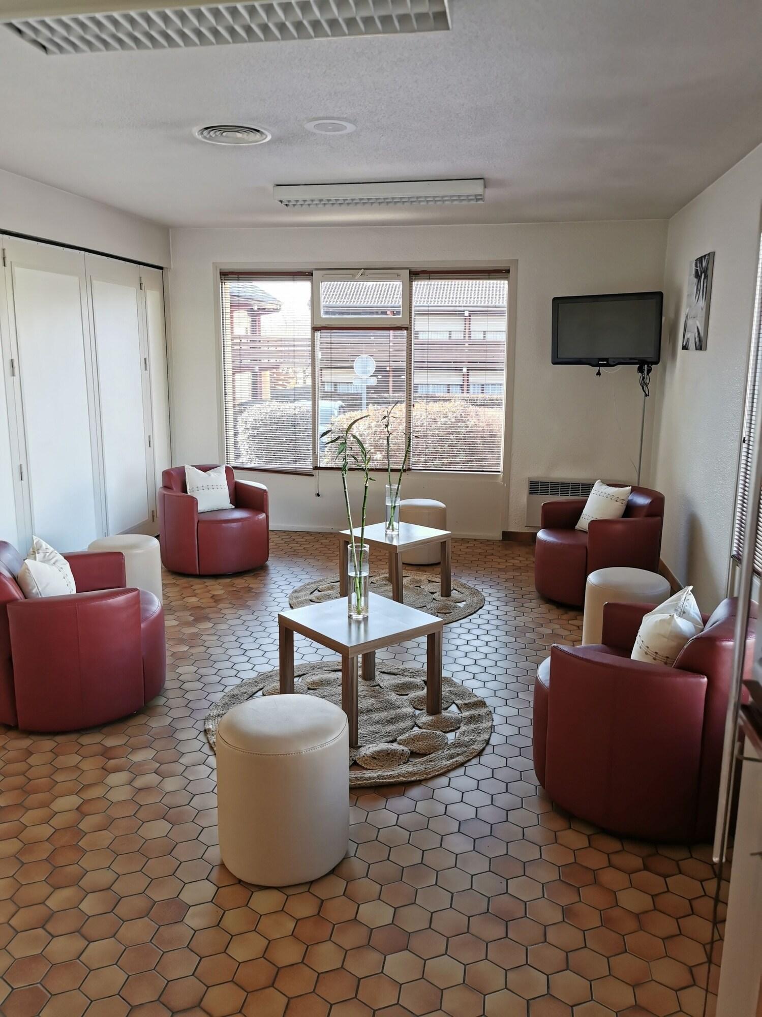 Vista Lobby Hotel Campanile Aurillac
