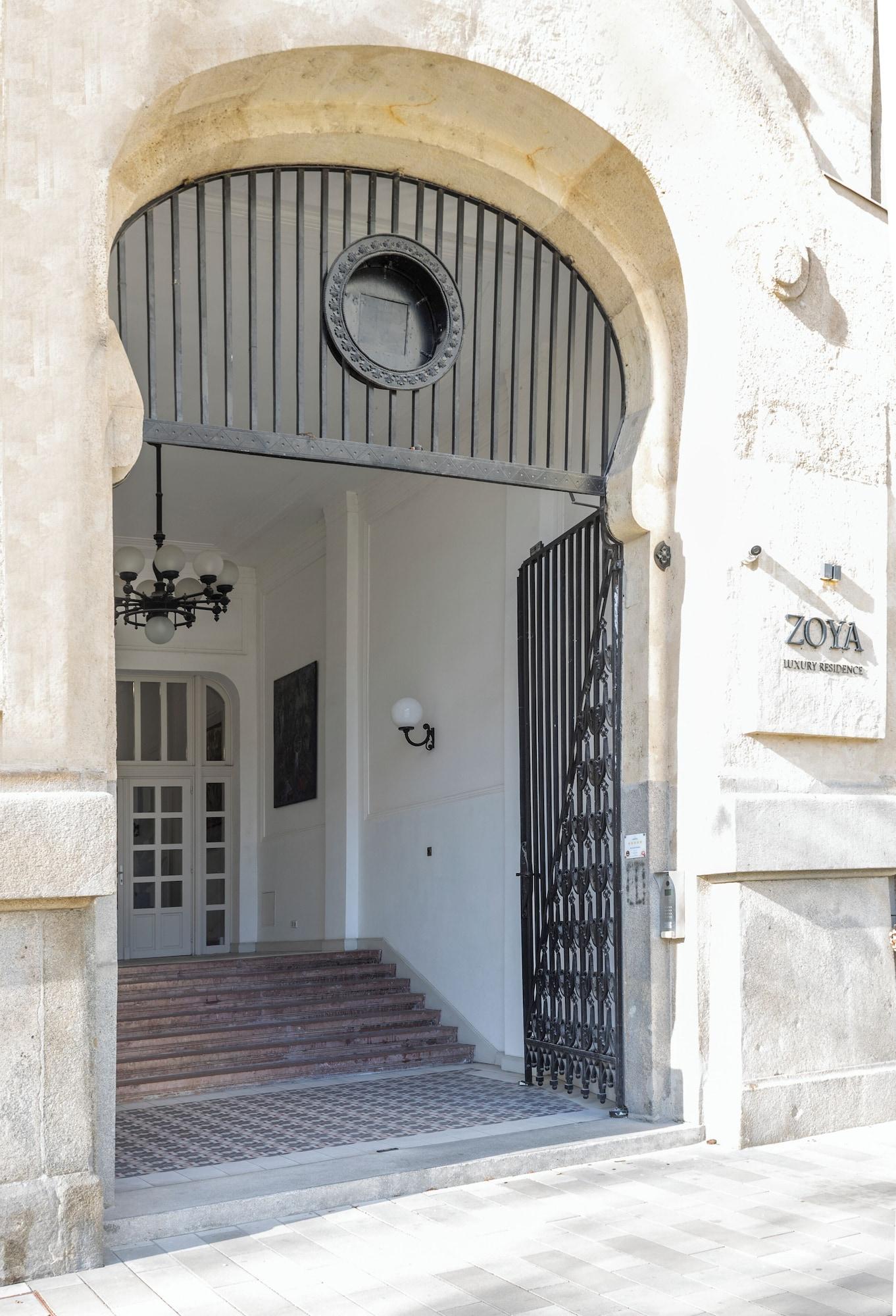 Vista Exterior ZOYA LUXURY RESIDENCE