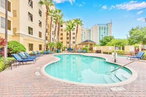 Alquiler Temporario - Condo 1BR Near Disney- Pool and Hot Tub!