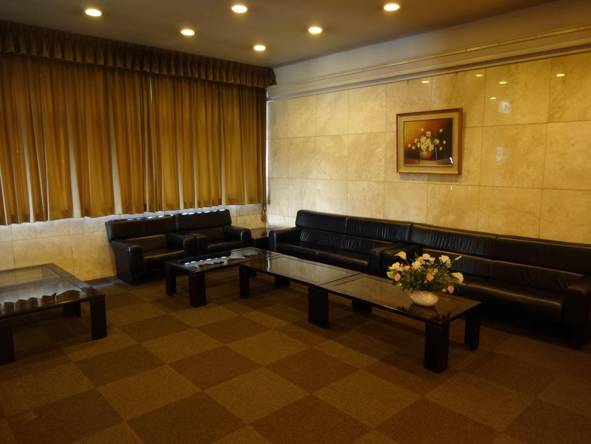 Vista Lobby Haneda Inn