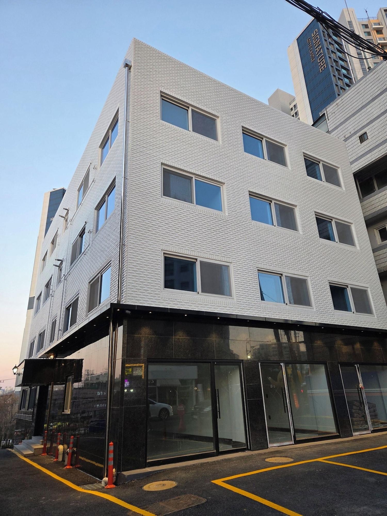 Vista Exterior J2 US