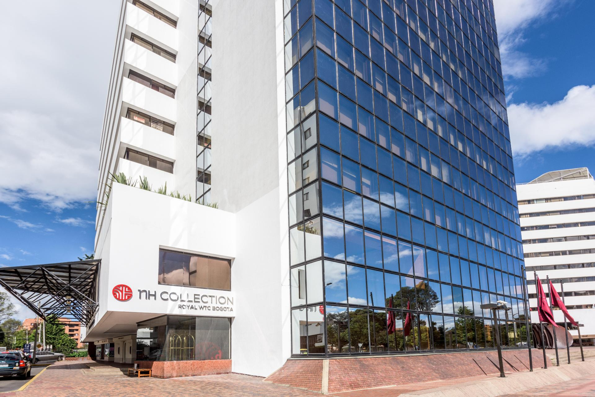 Vista Exterior NH Collection Bogotá WTC Royal