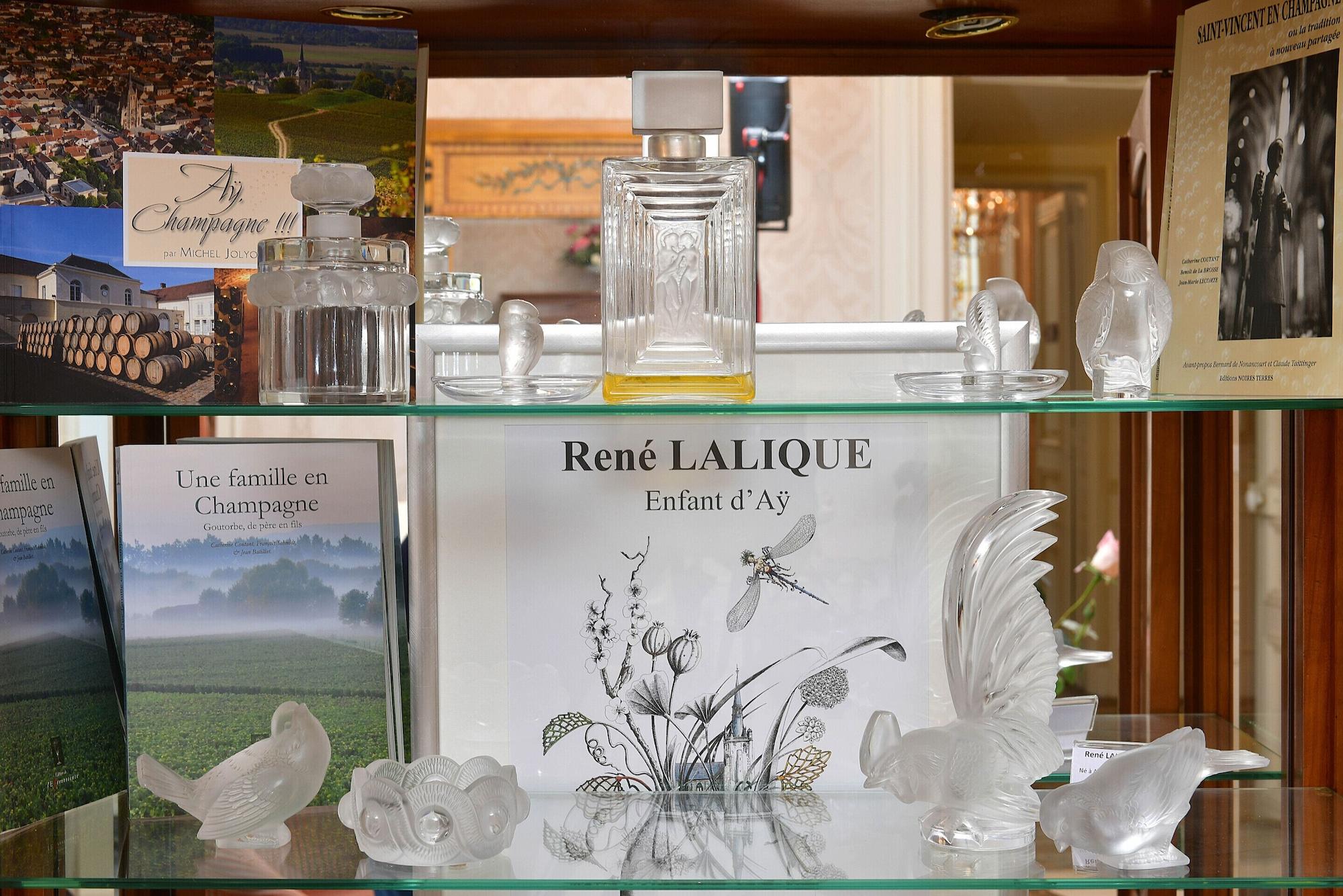 Vista Lobby Hotel Castel Jeanson