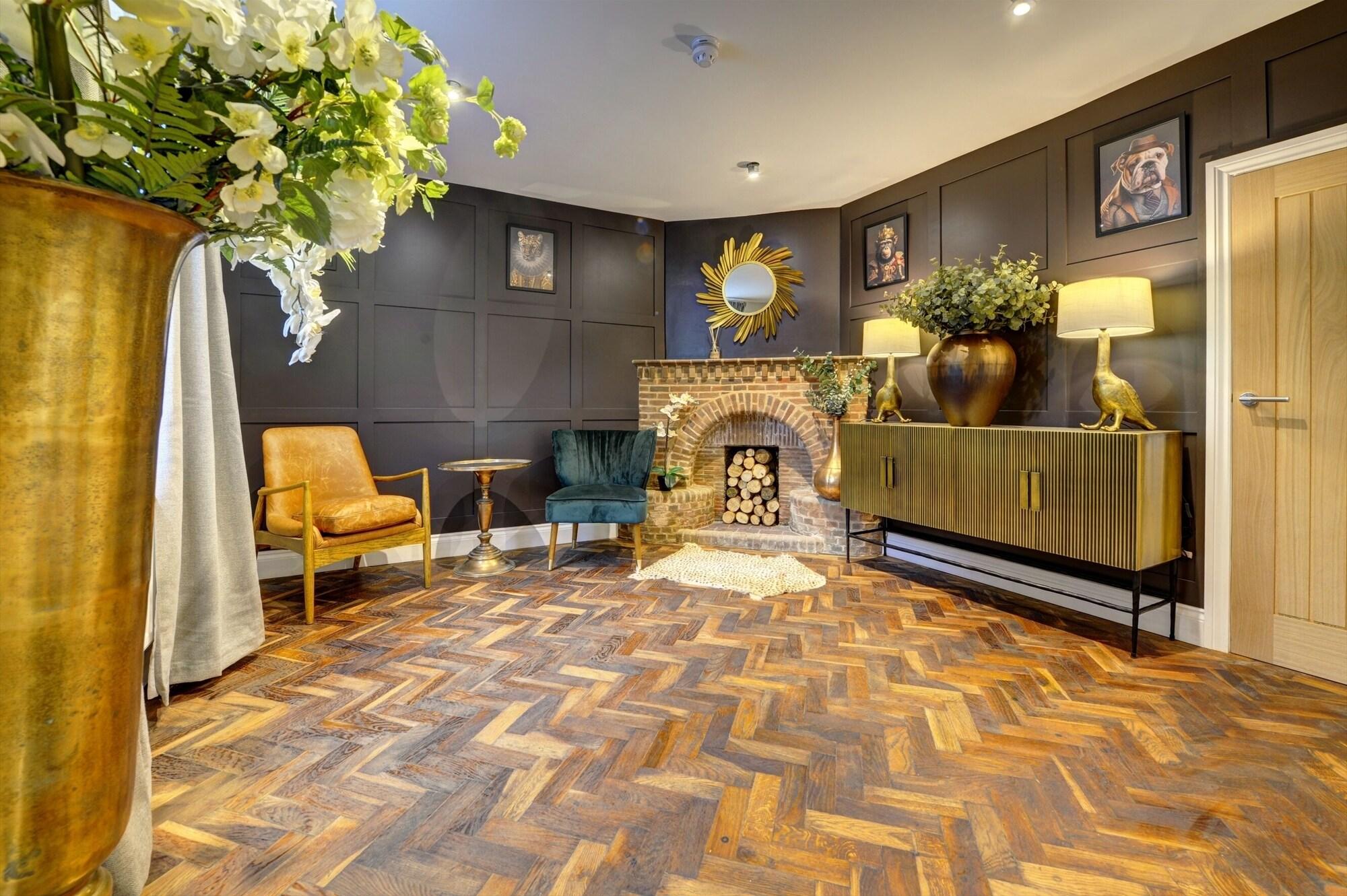 Vista Lobby The Bridge House Henley