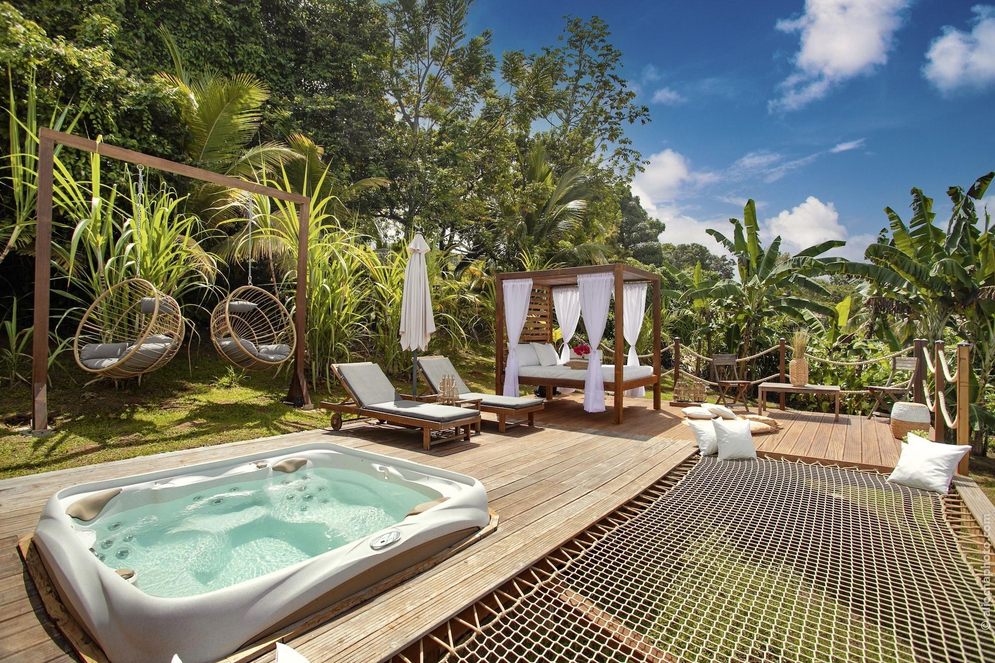 Vista Exterior Créole Bay - Suites and Spa