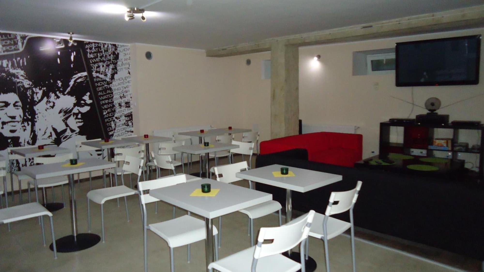 Instalaciones Recreativas La Guitarra Hostel