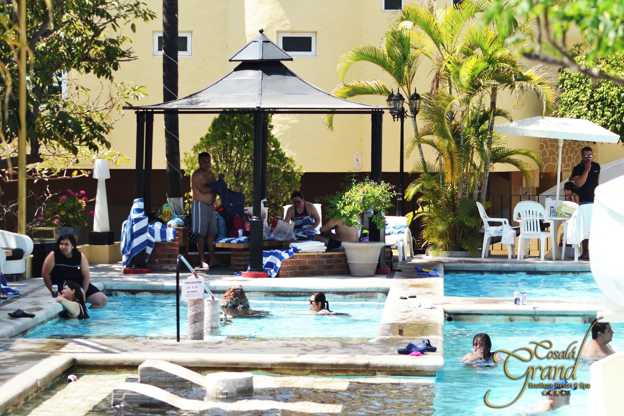 Vista Piscina Cosalá Grand