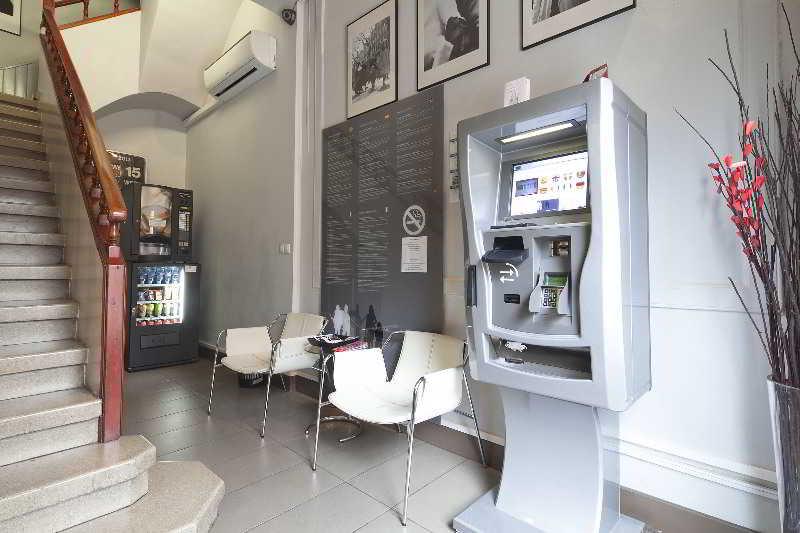 Vista Lobby Hostal Putxet by gaiarooms