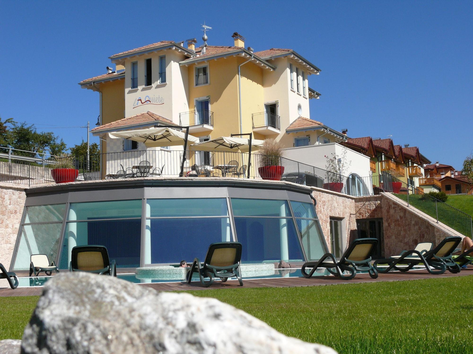 Varios La Quiete Resort