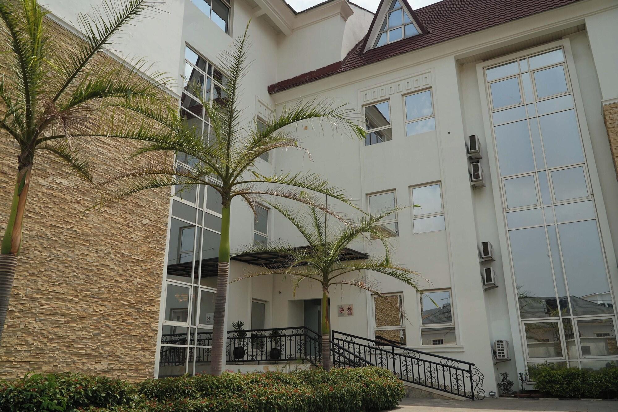 Vista Exterior Amor Hotels Abuja