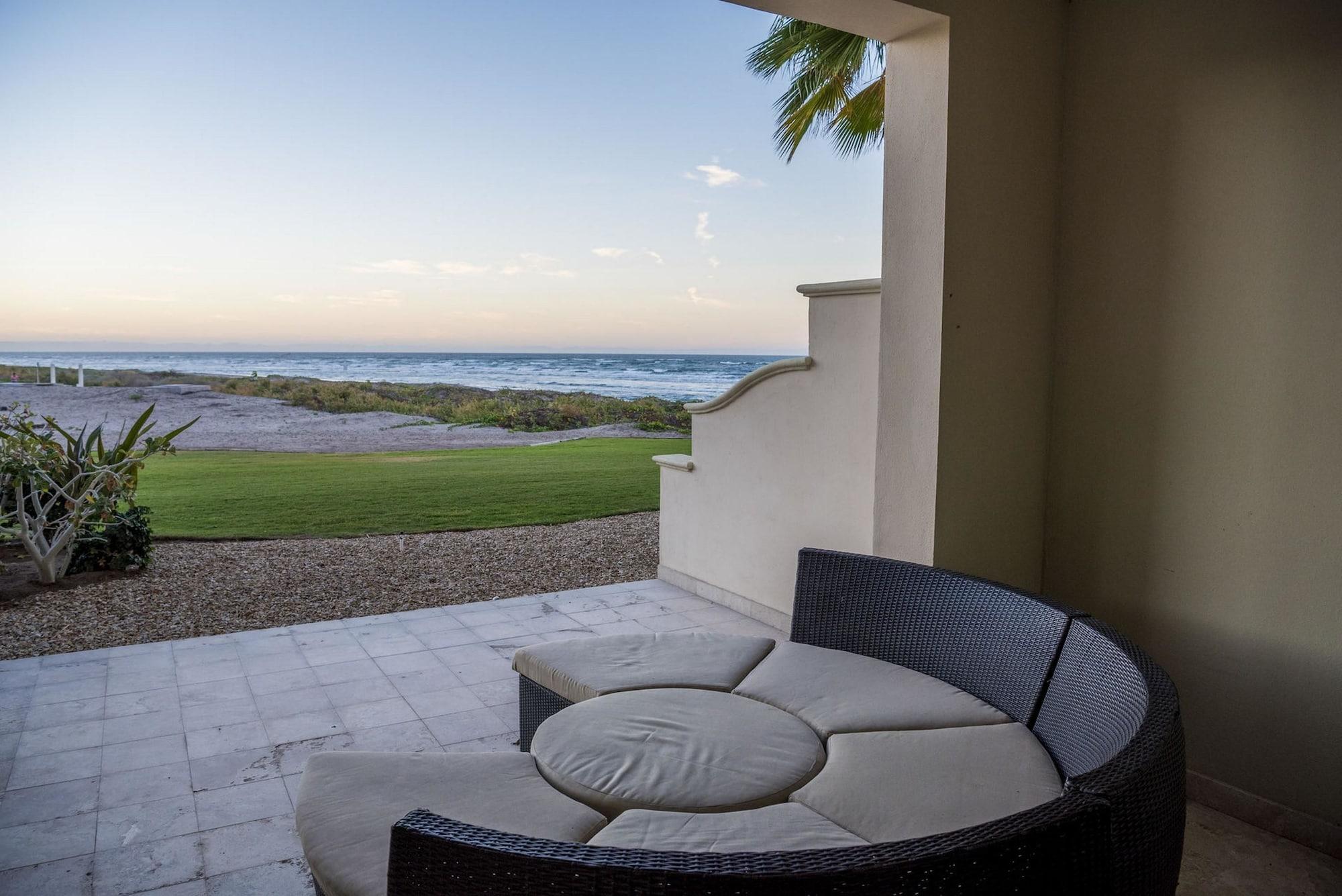 Exterior View Paraiso Del Mar Resort A102 2 Bed by Casago