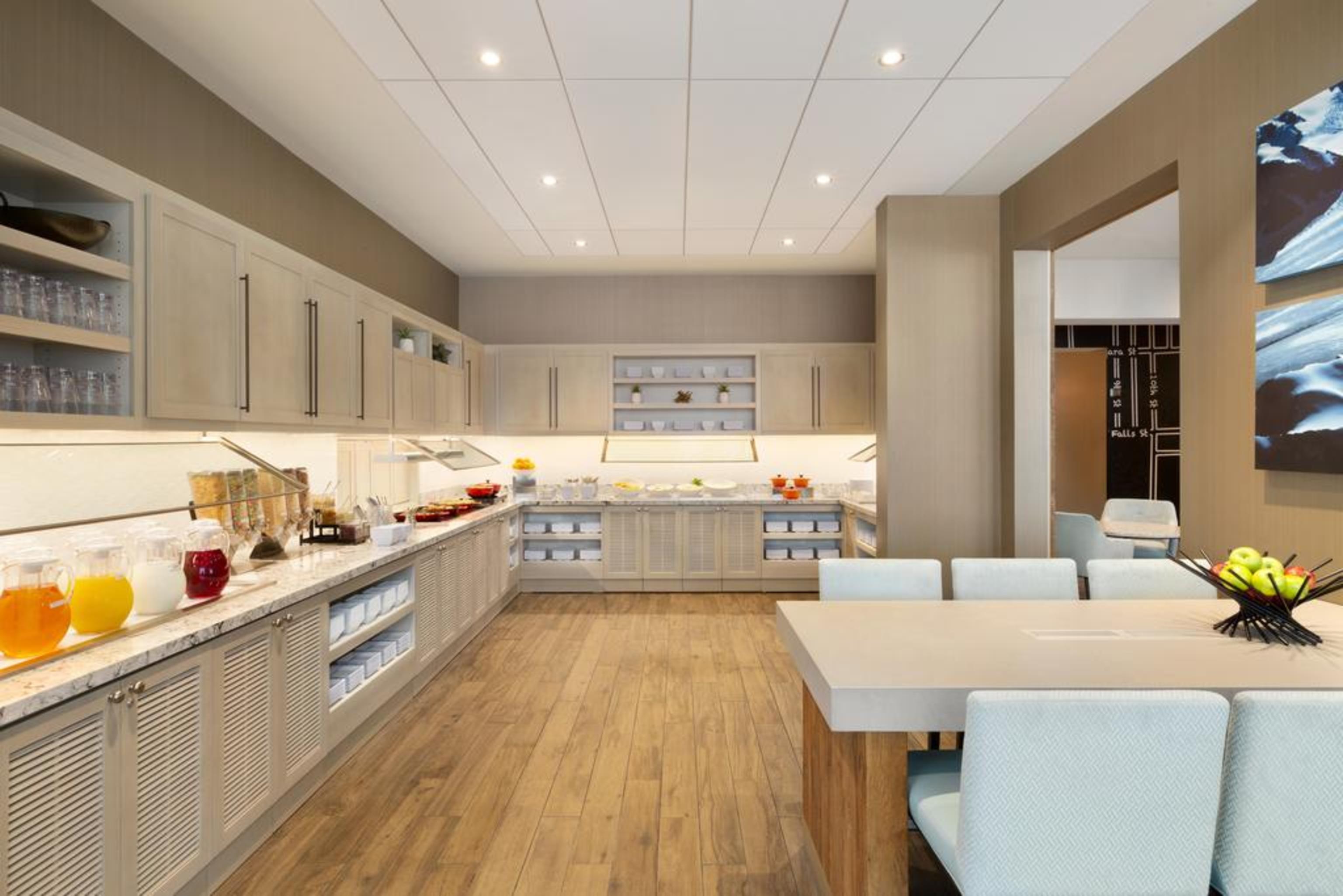 Restaurant Hyatt Place Niagara Falls