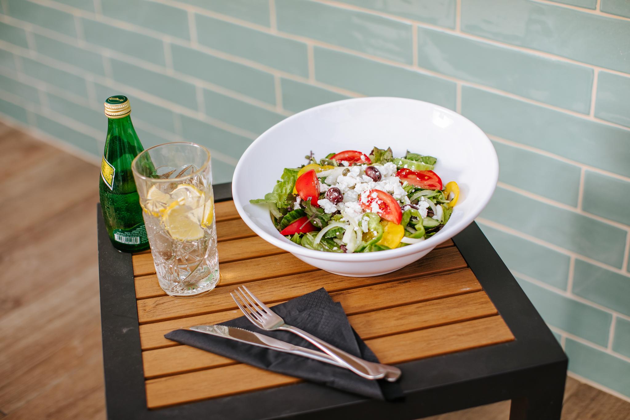 Bar/Salón Cosmo Napa Hotel