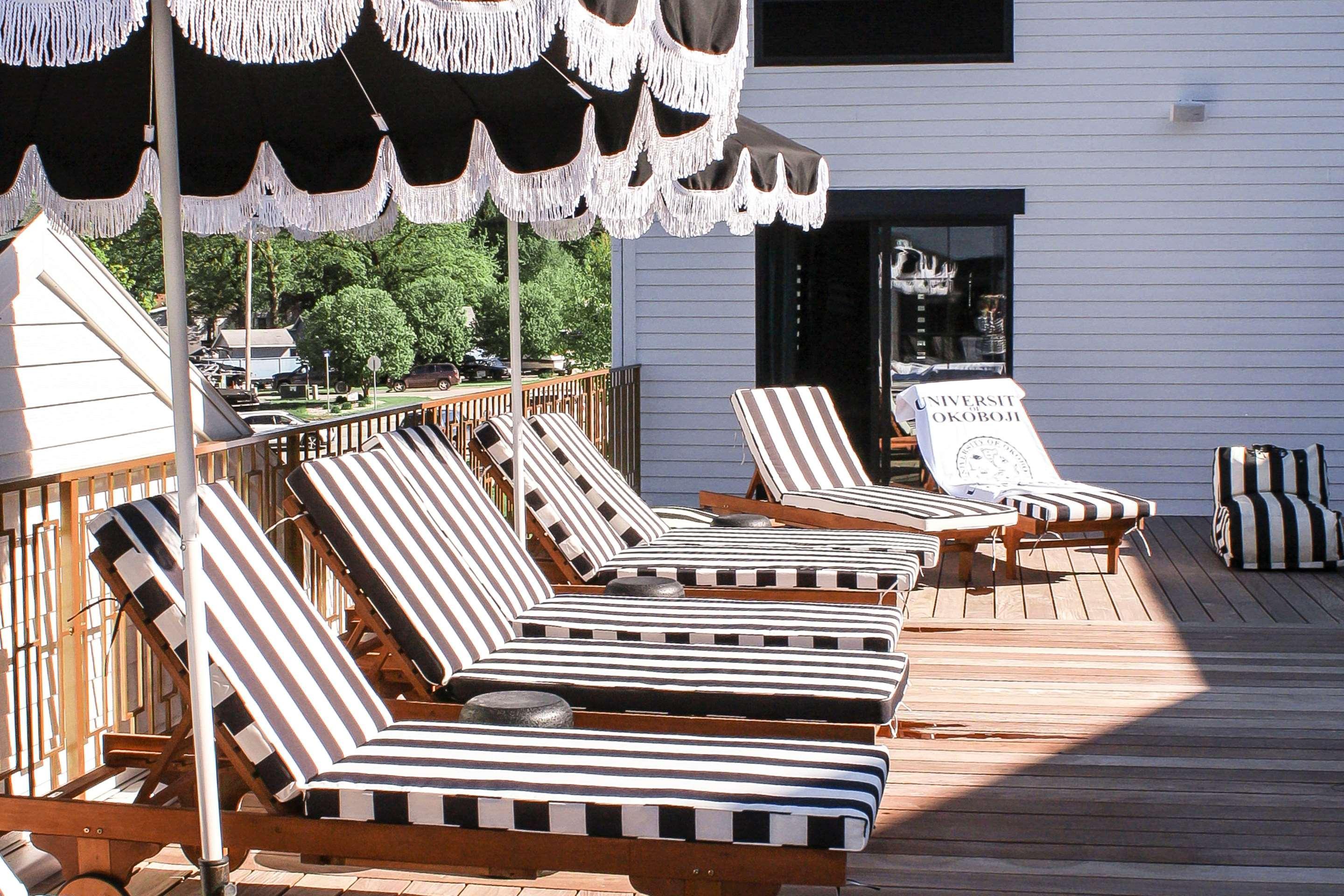 Vista Piscina The Inn Hotel Lake Okoboji, Ascend Collection