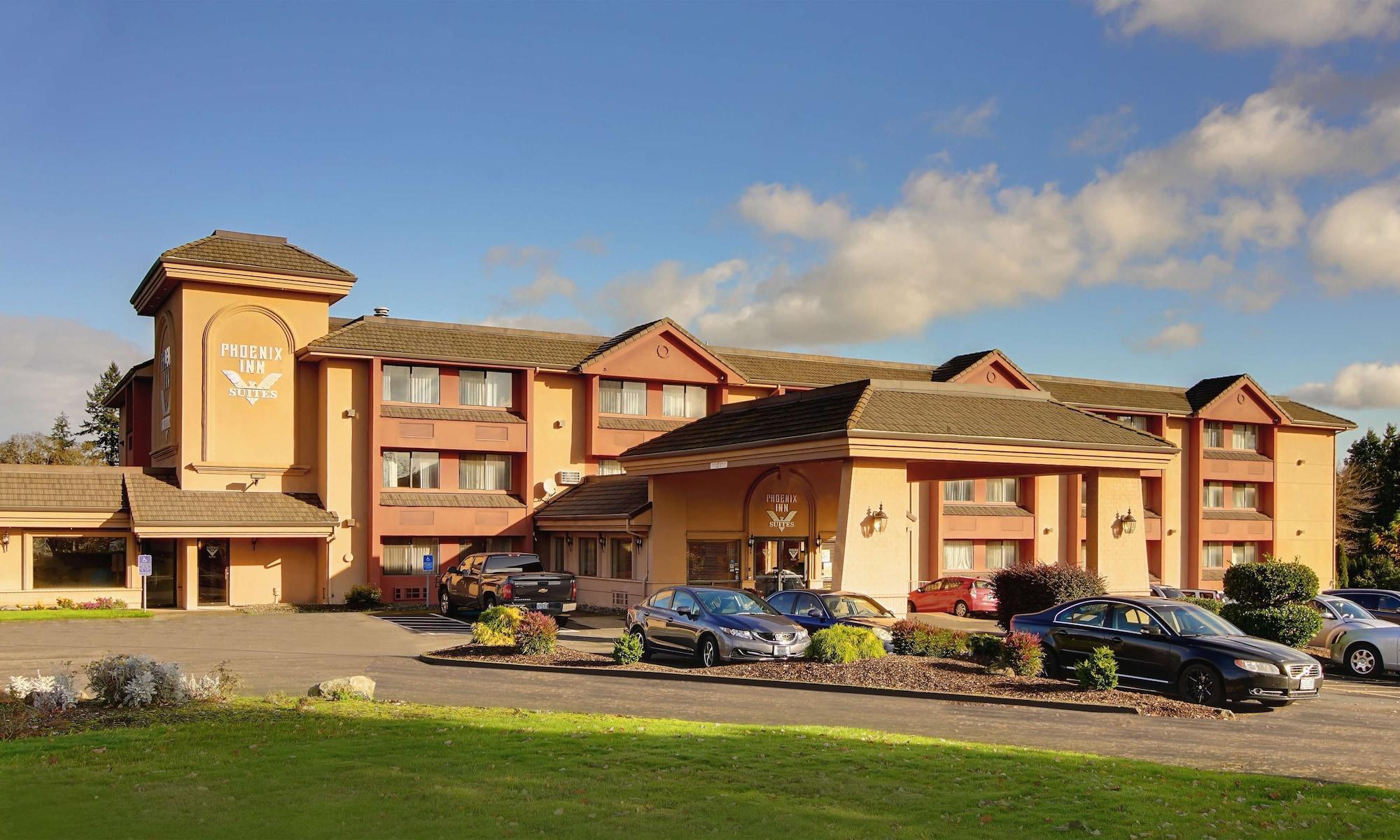 Vista Exterior Phoenix Inn Suites South Salem