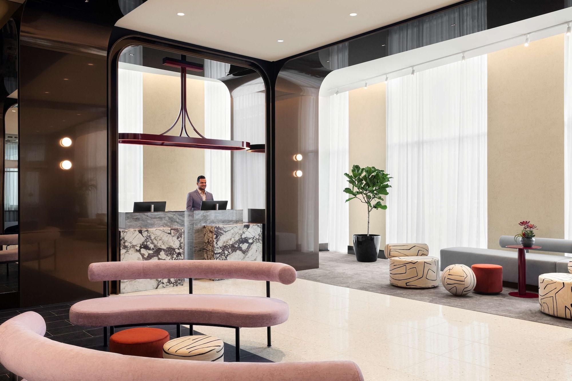 Vista Lobby Hyatt Centric Montréal